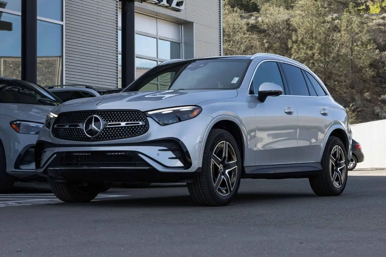 2026 Mercedes-Benz GLC