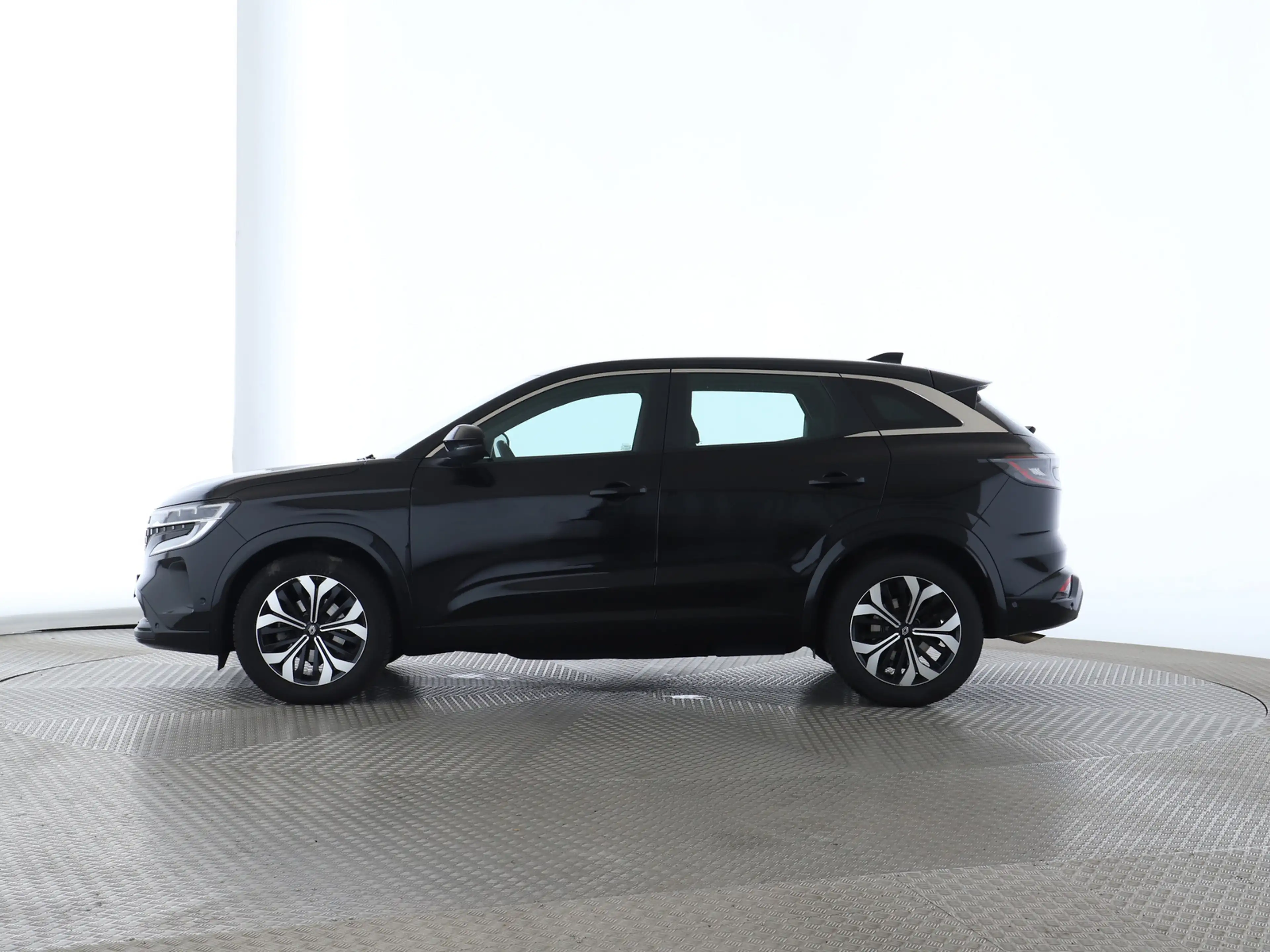 Renault Austral 1.3 TCe 160 Mild-Hybrid Evolution — photo 2