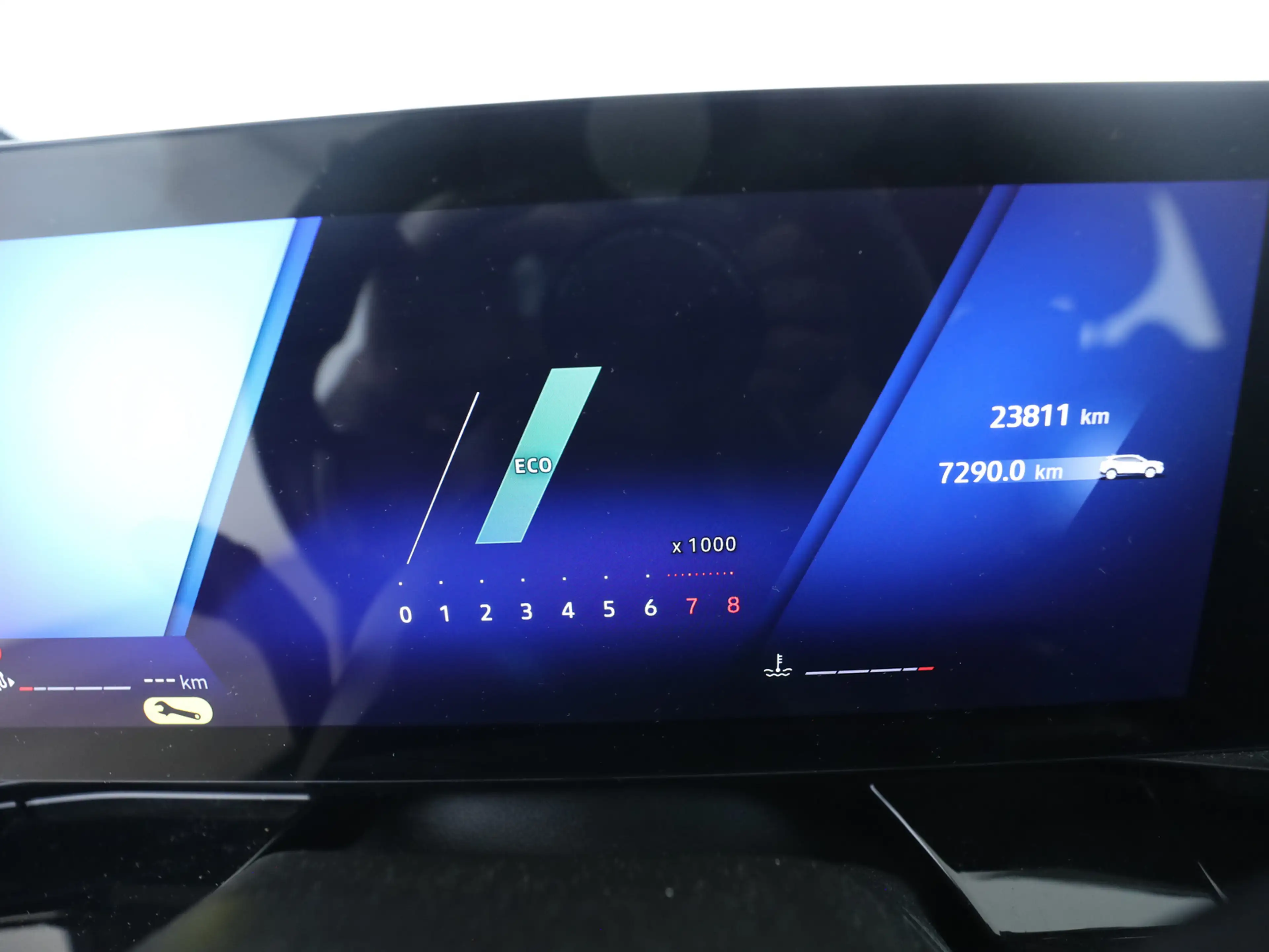 Renault Austral 1.3 TCe 160 Mild-Hybrid Evolution — photo 14