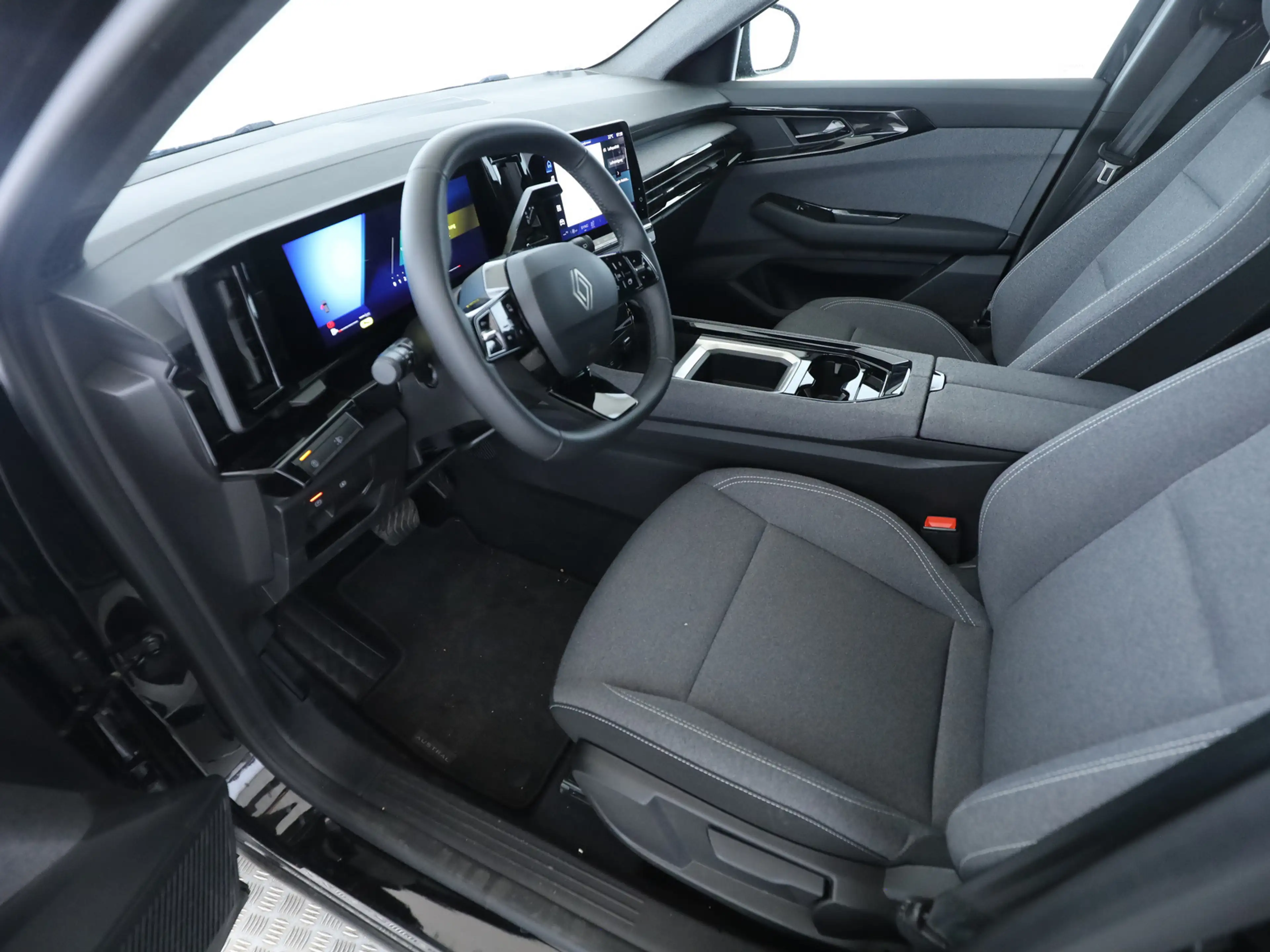 Renault Austral 1.3 TCe 160 Mild-Hybrid Evolution — photo 11