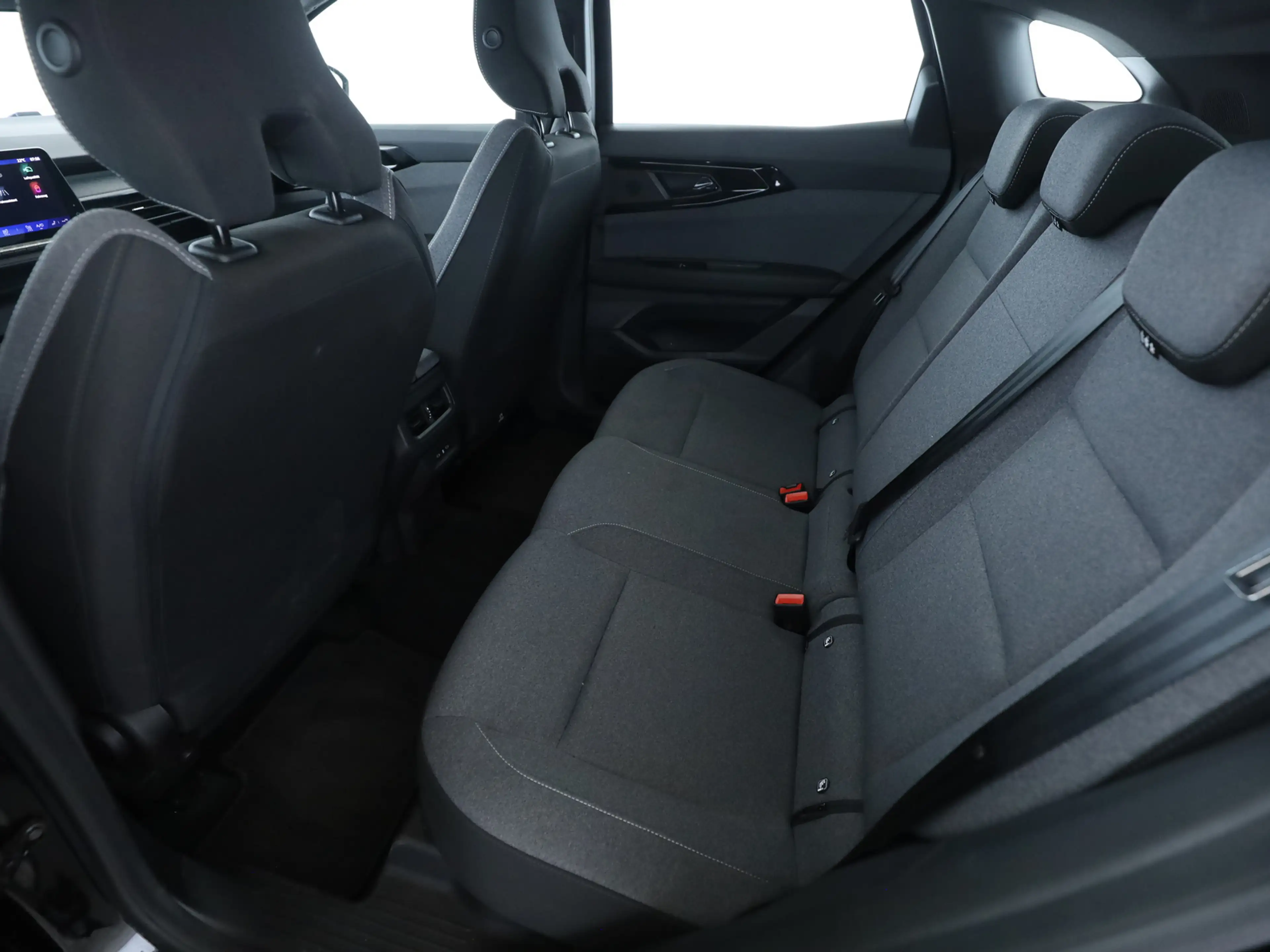 Renault Austral 1.3 TCe 160 Mild-Hybrid Evolution — photo 12