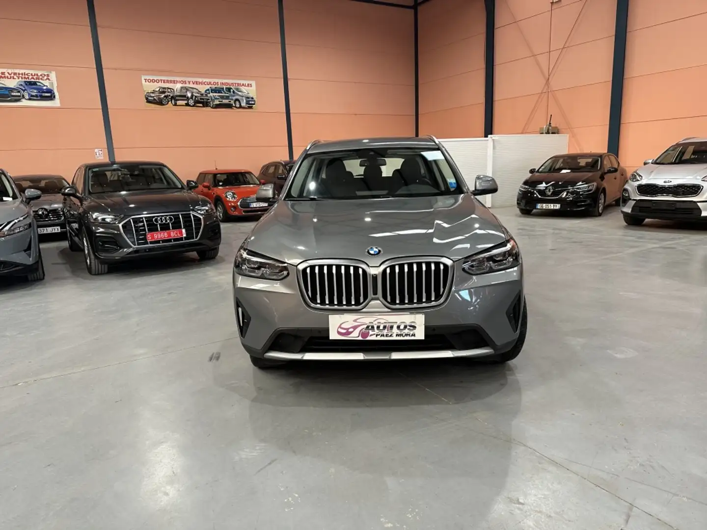 BMW X3 sDrive 18dA xLine M Sport Beige - 2