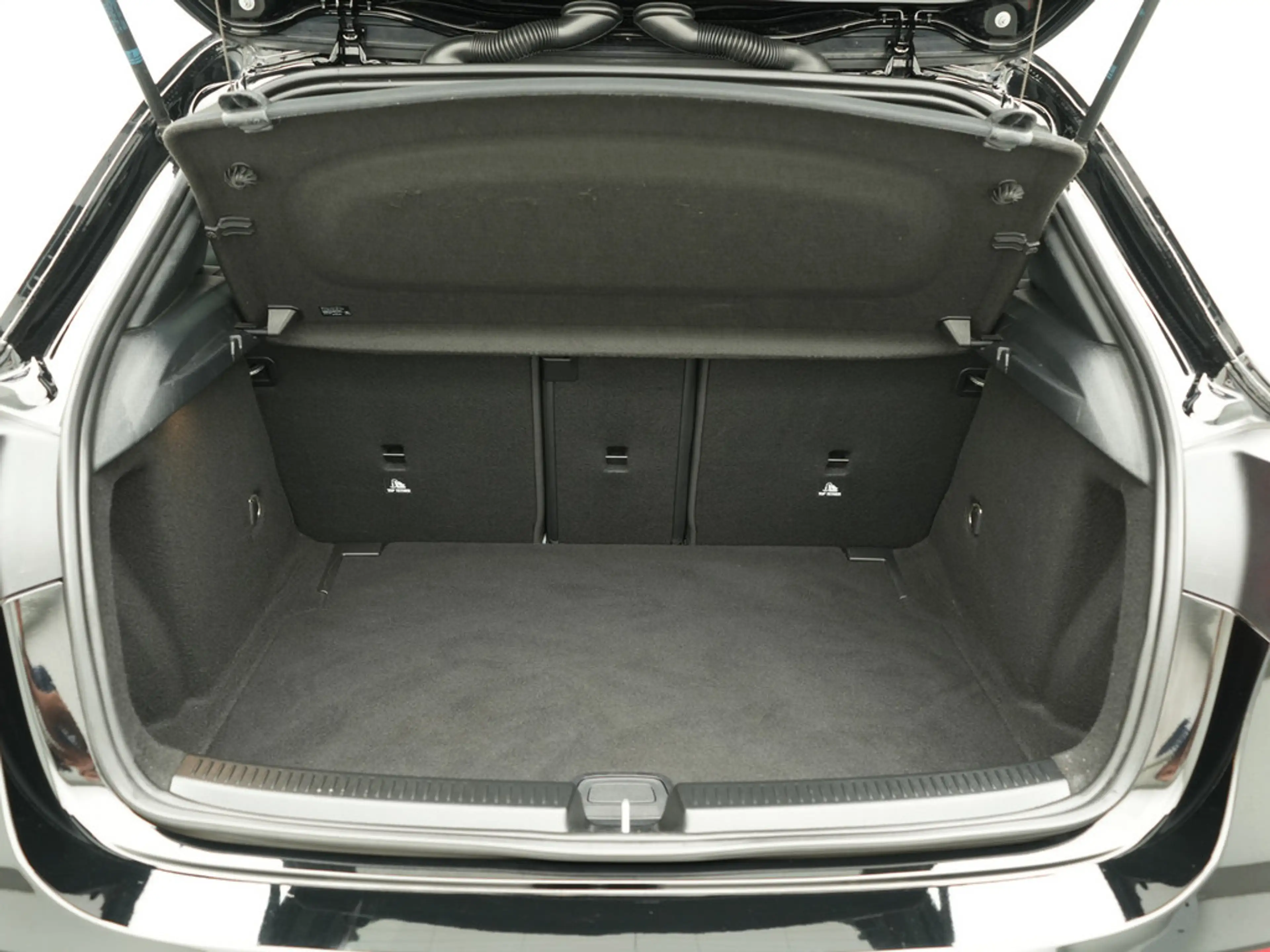 Mercedes-Benz A 180 Edition 19 VIRT NAVI SHZ LED KLIMA PTS — photo 10