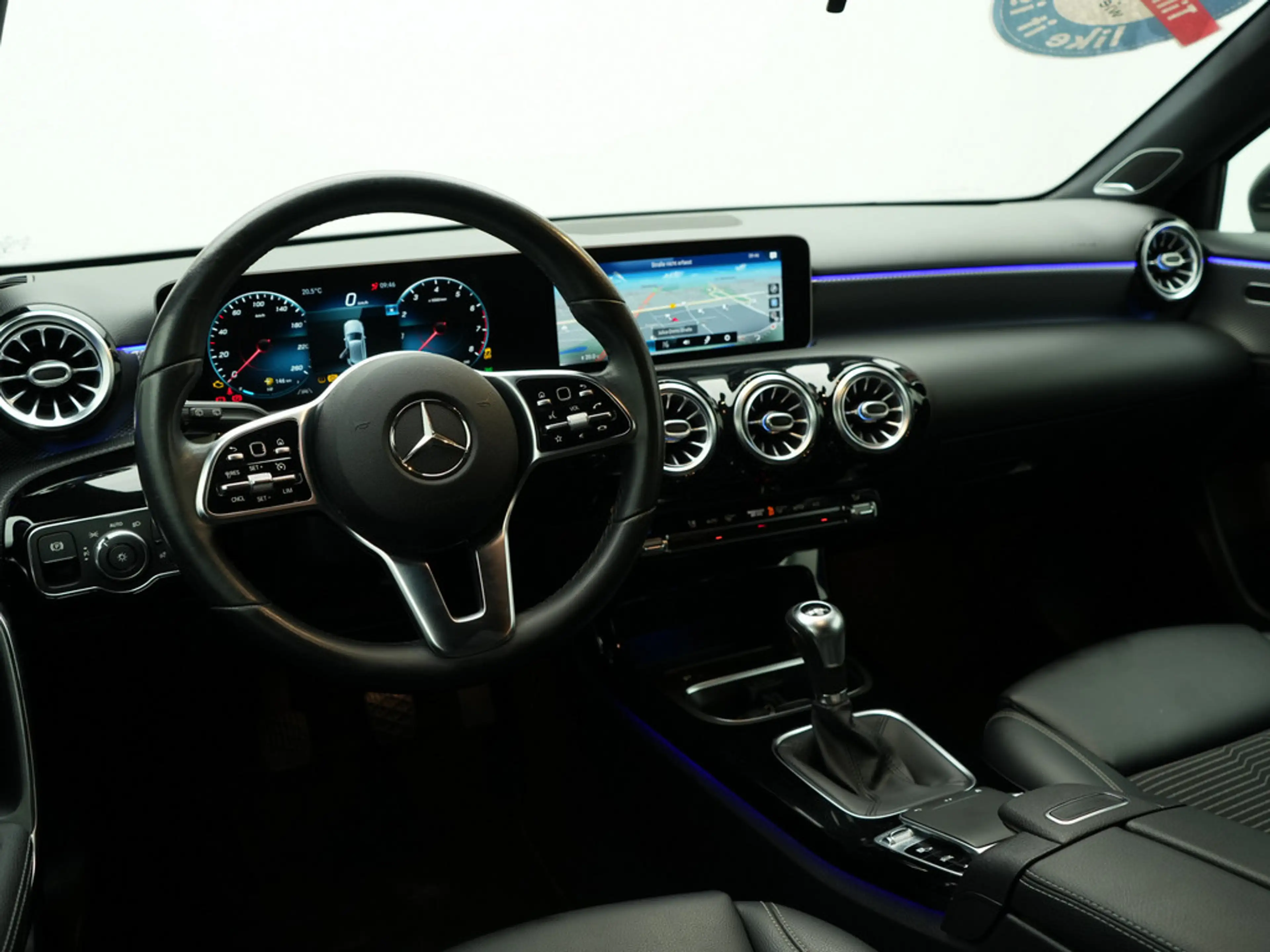 Mercedes-Benz A 180 Edition 19 VIRT NAVI SHZ LED KLIMA PTS — photo 5