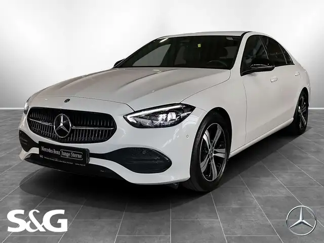 Mercedes-Benz C 200 d HEADUP+TOTWINKEL+DISTRONIC+CARPLAY+17"