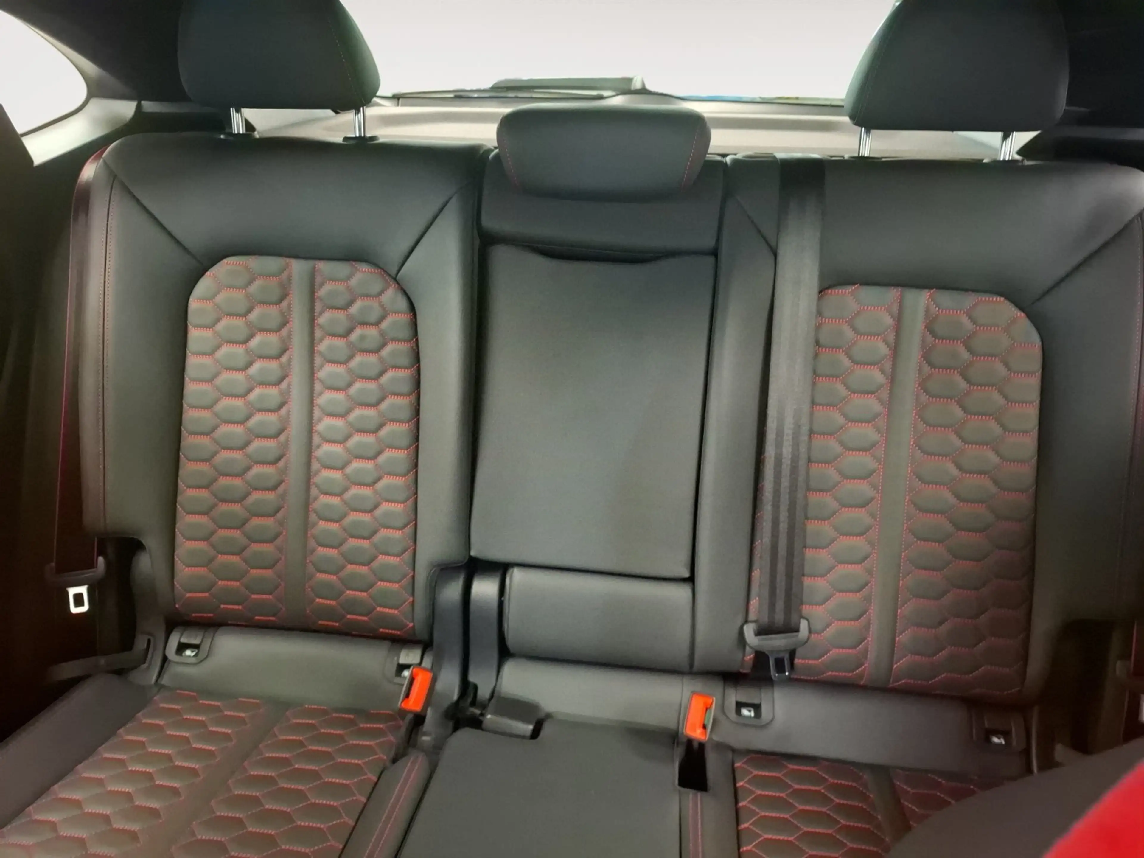 Audi RS Q3 RSQ3 Sportback 2.5TFSI ABT 285km/h Sonos AHK Pano — photo 8