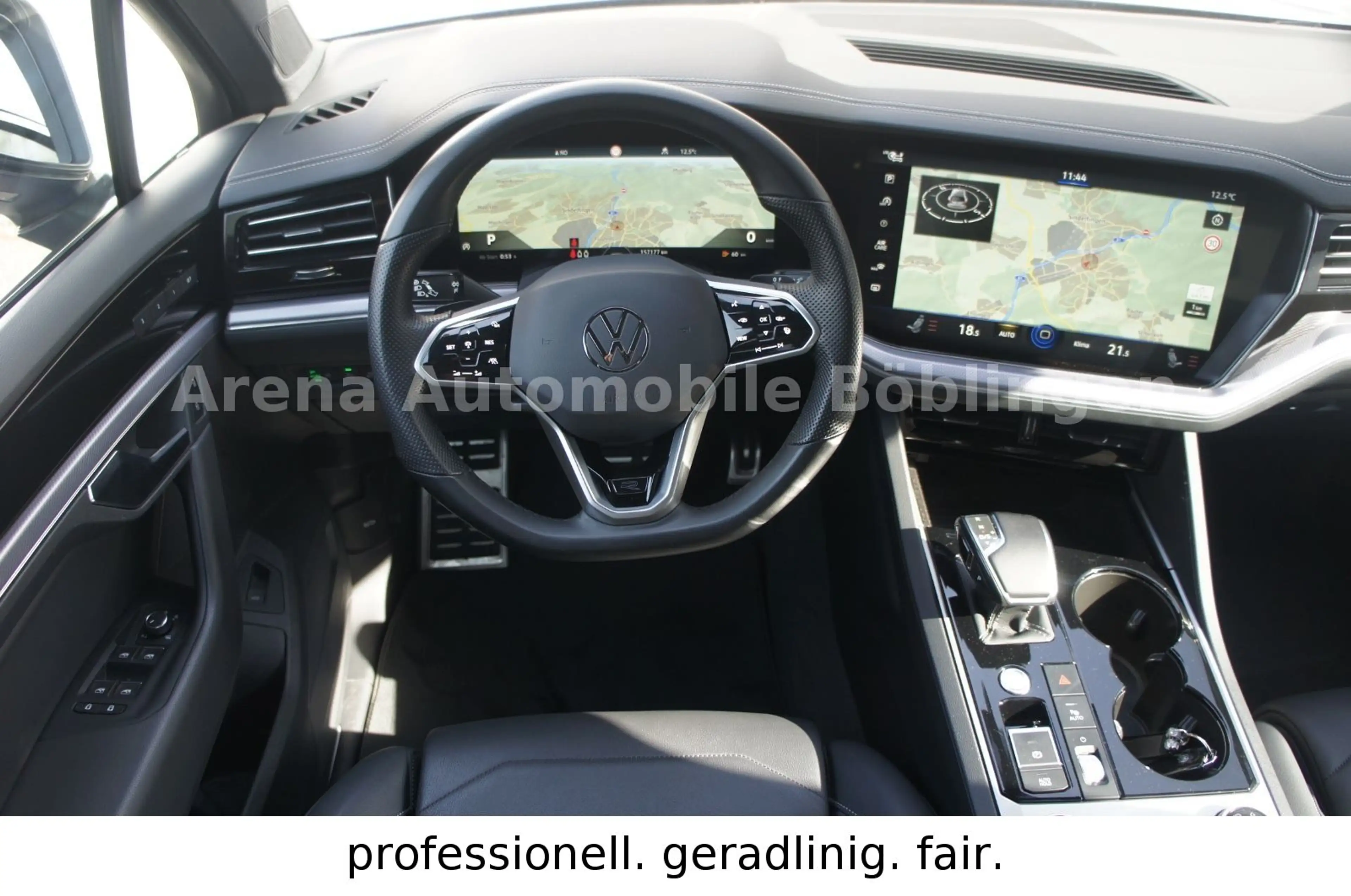 Volkswagen Touareg 3.0 TDI R-Line 4Motion*PANO*AHK*LED*LUFT — photo 13