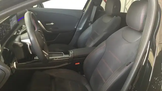 Mercedes-Benz A view 7