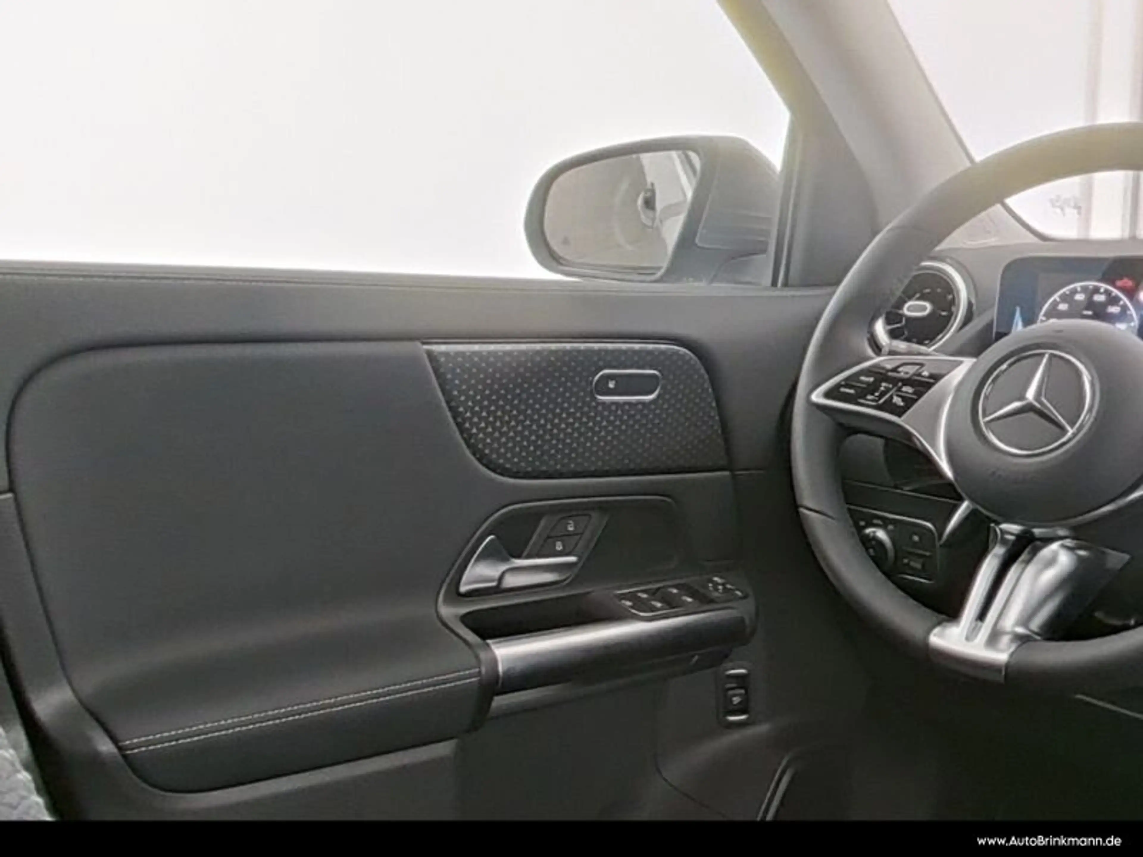 Mercedes-Benz GLA 200 GLA 200 ADVANCED/LED/KAMERA/TOTW/SPURH Progressive — photo 9