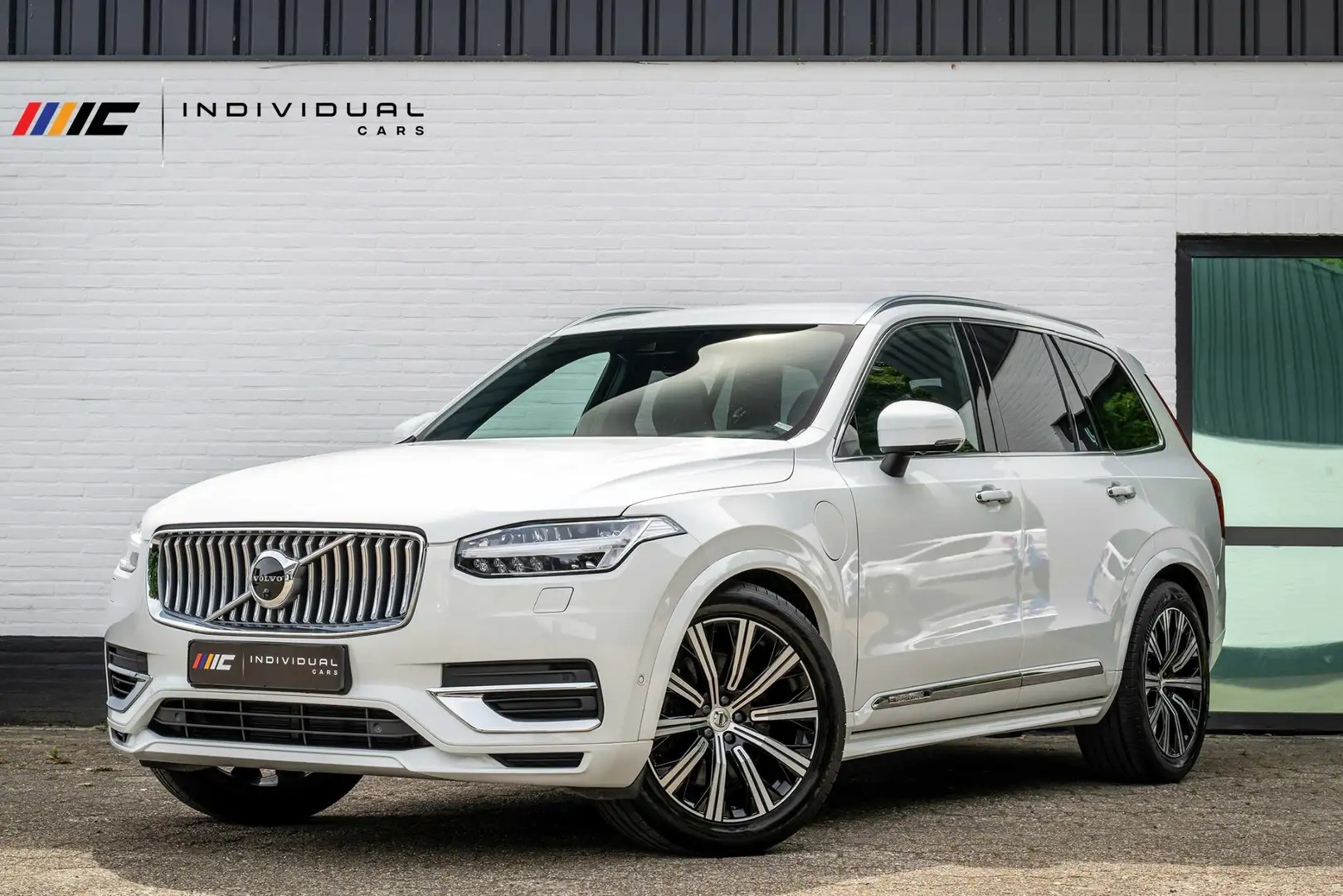 Volvo XC90 2.0 T8 Recharge AWD Inscription LONG RANGE Four-C Wit - 1