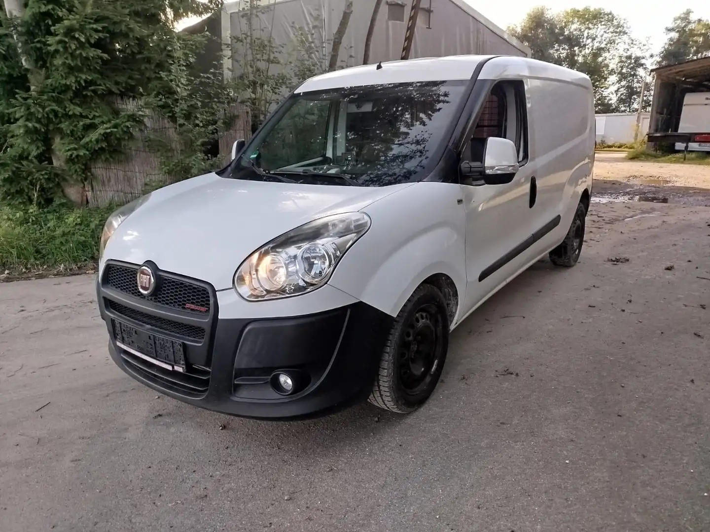 Fiat Doblo 135 multijet  maxi Blanc - 2