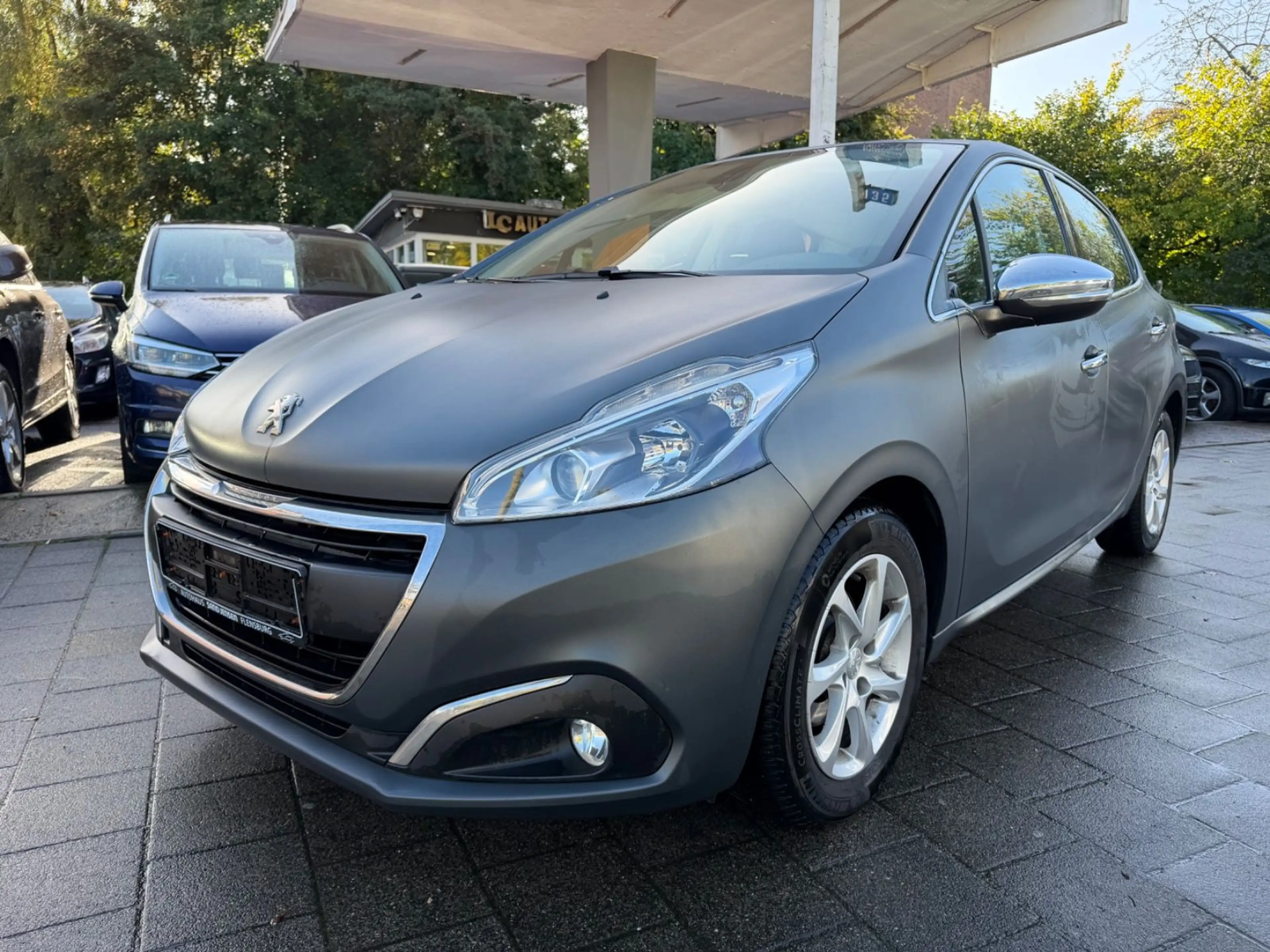 Peugeot 208 — photo 3