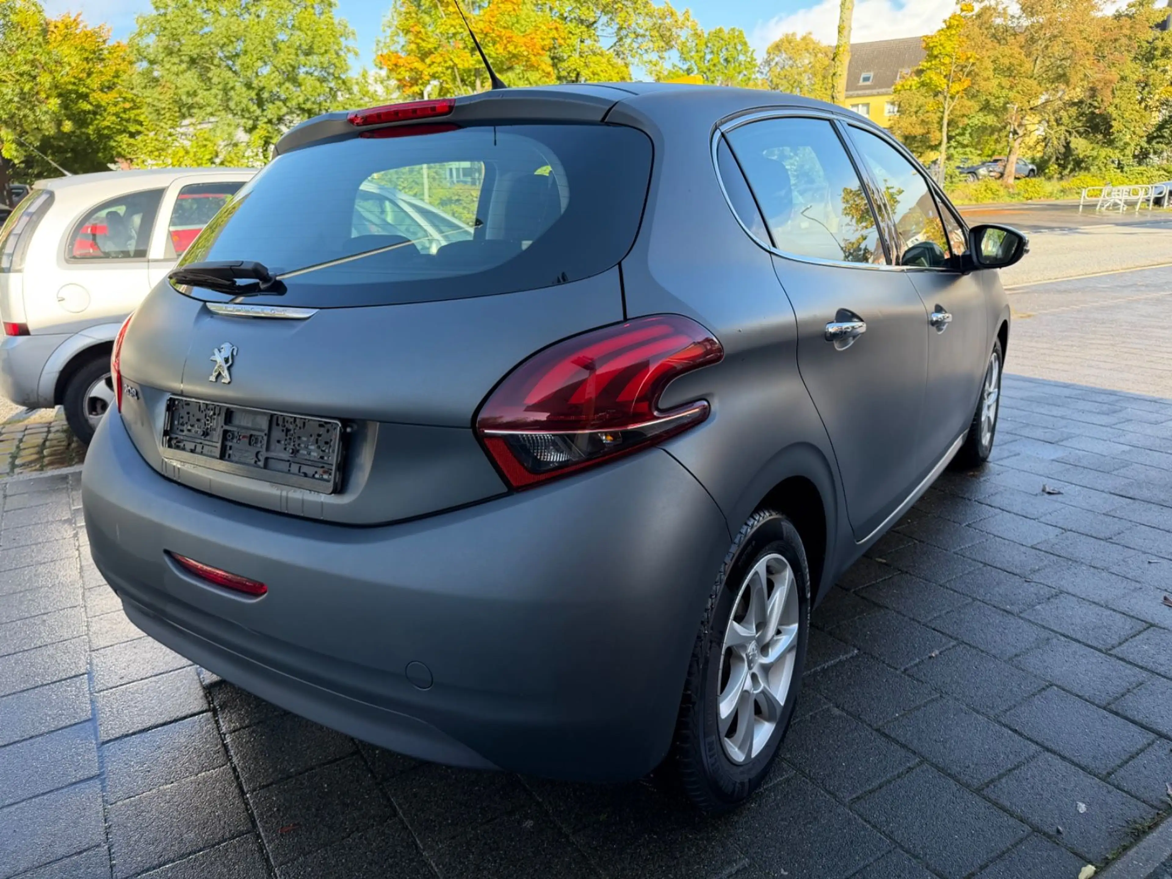 Peugeot 208 — photo 8