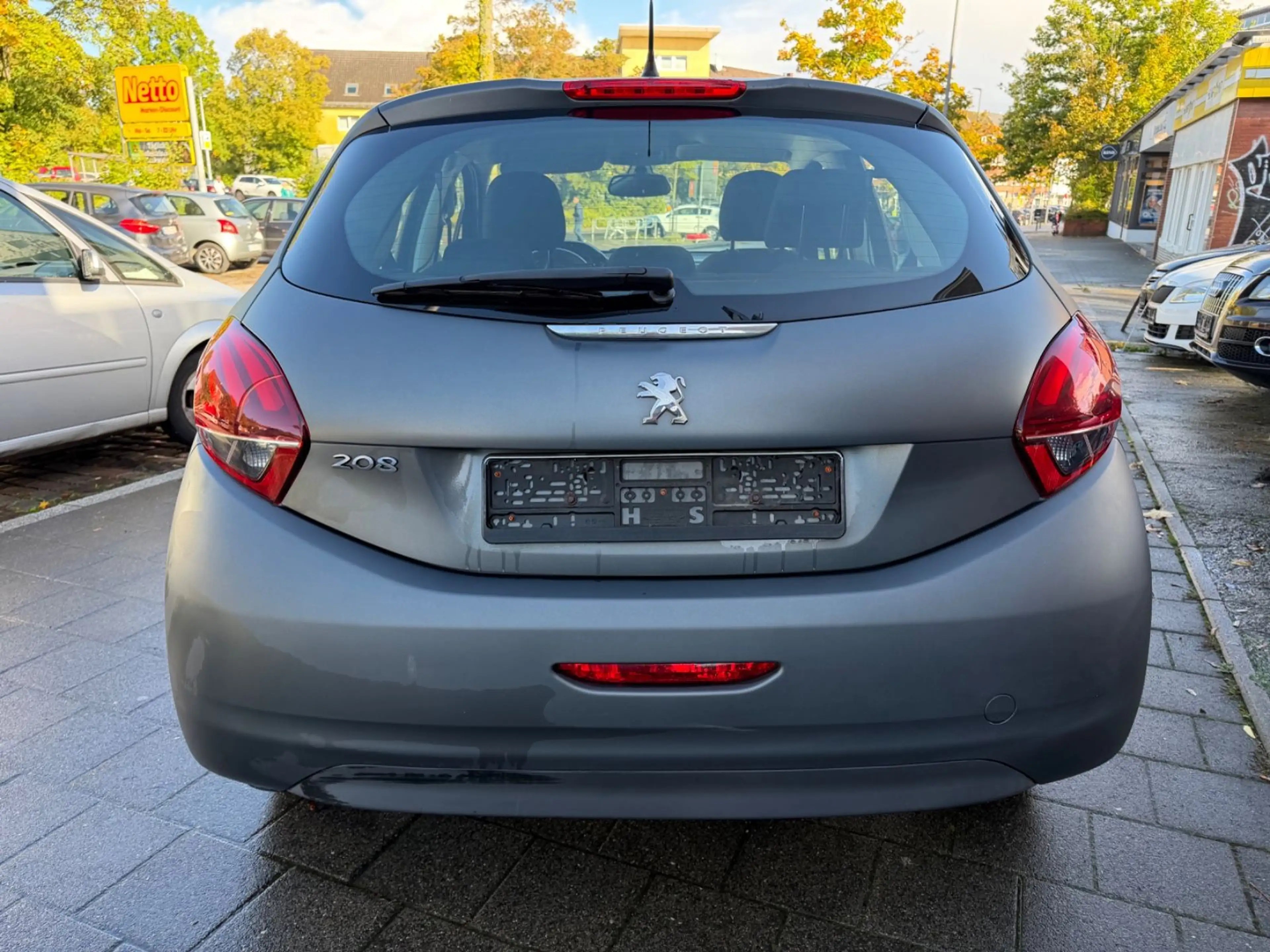 Peugeot 208 — photo 7