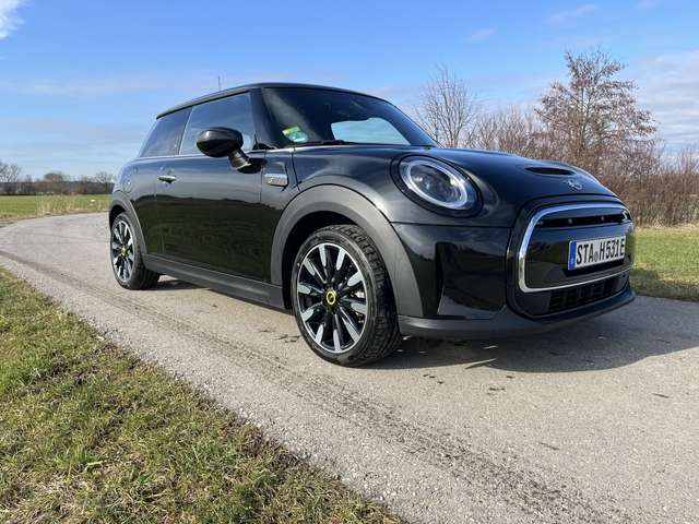 Imagine MINI Cooper SE Mini Cooper SE MINI Yours Trim