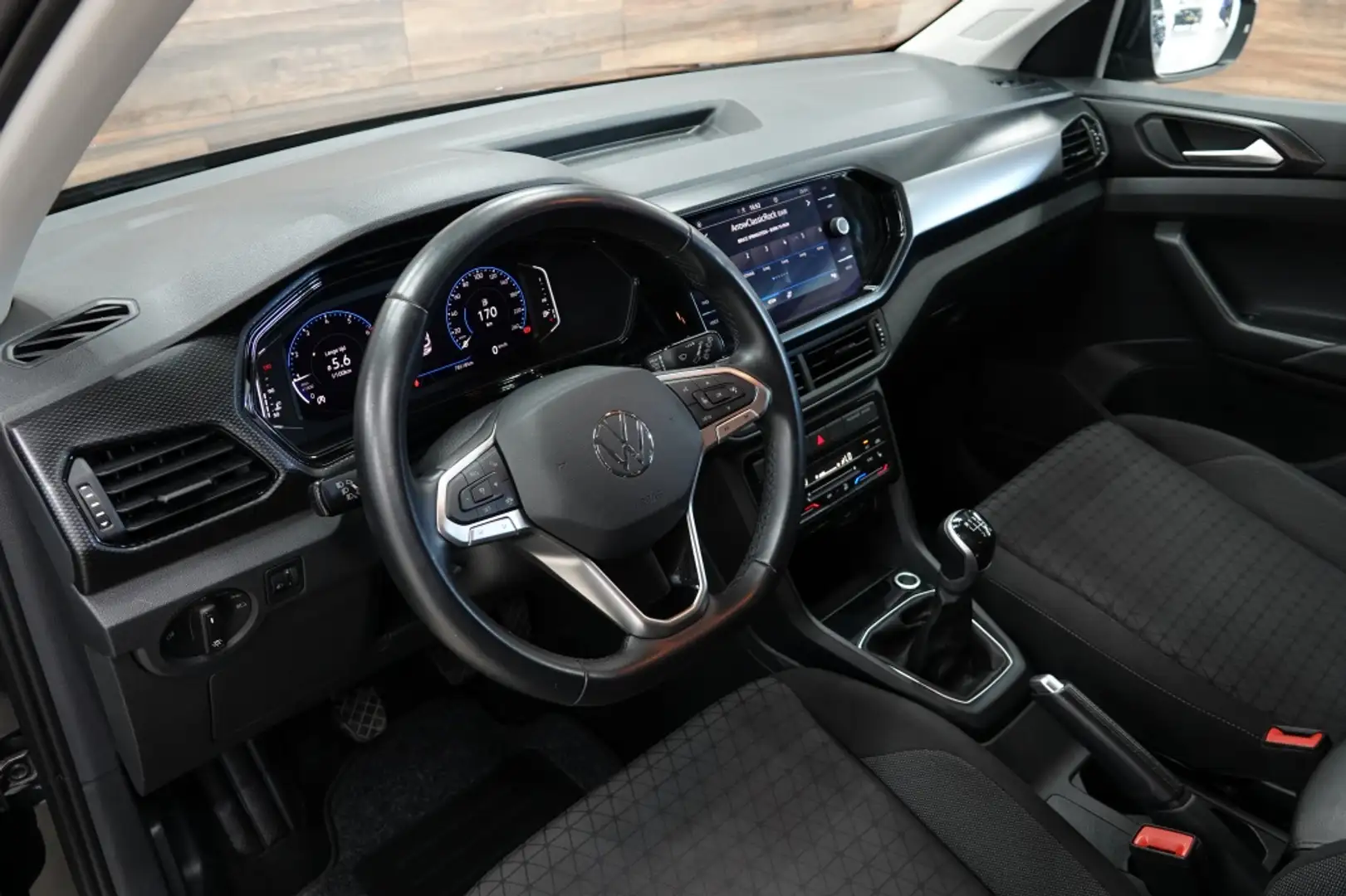 Volkswagen T-Cross 1.0 TSI | LED | ACC | CARPLAY | PDC | Noir - 2