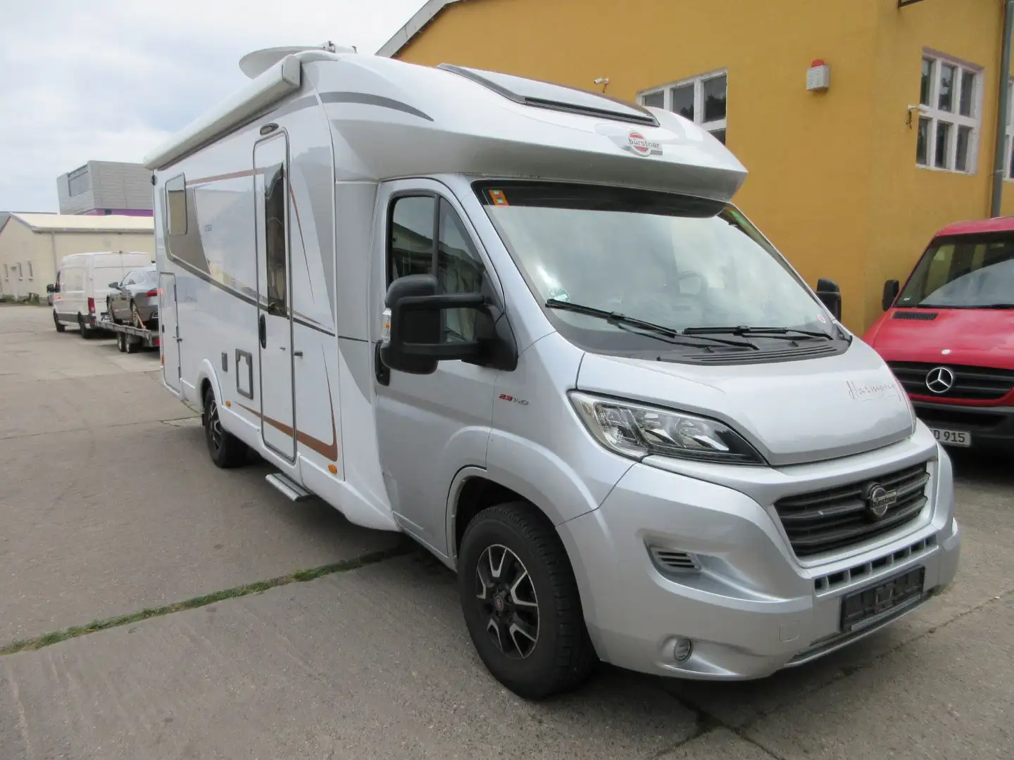 Bürstner Lyseo 728 G Harmony Dachklima Hubbett - 2