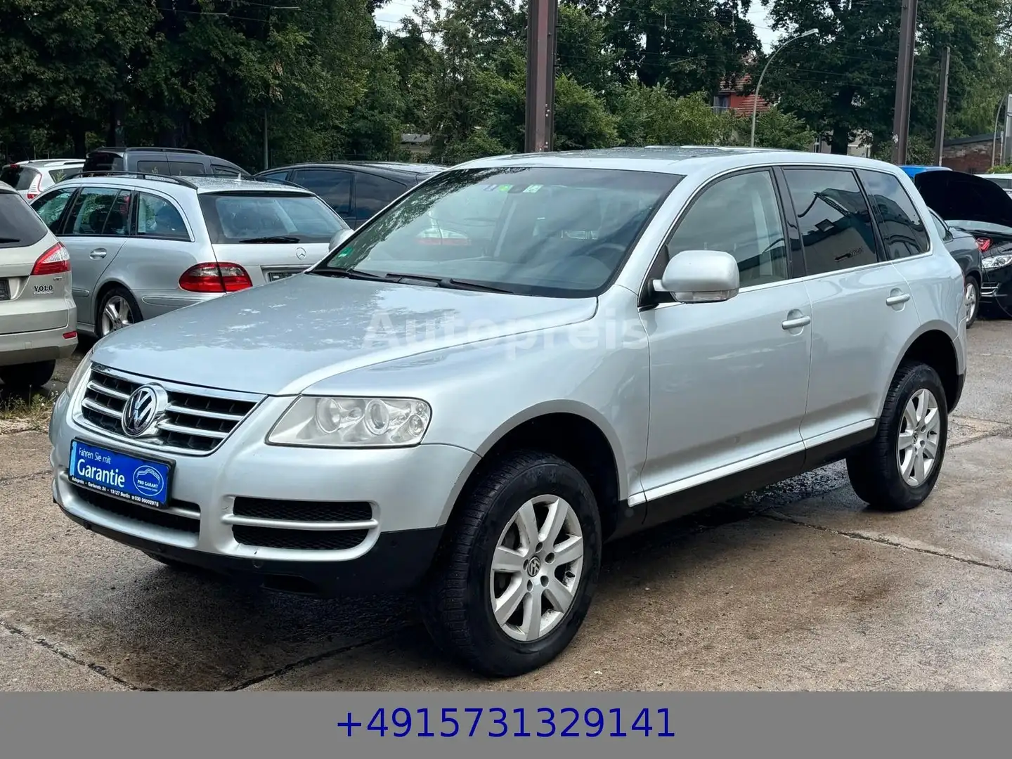 Volkswagen Touareg 3.0 V6TDI Klima Automatik Leder AHK Navi Zilver - 1