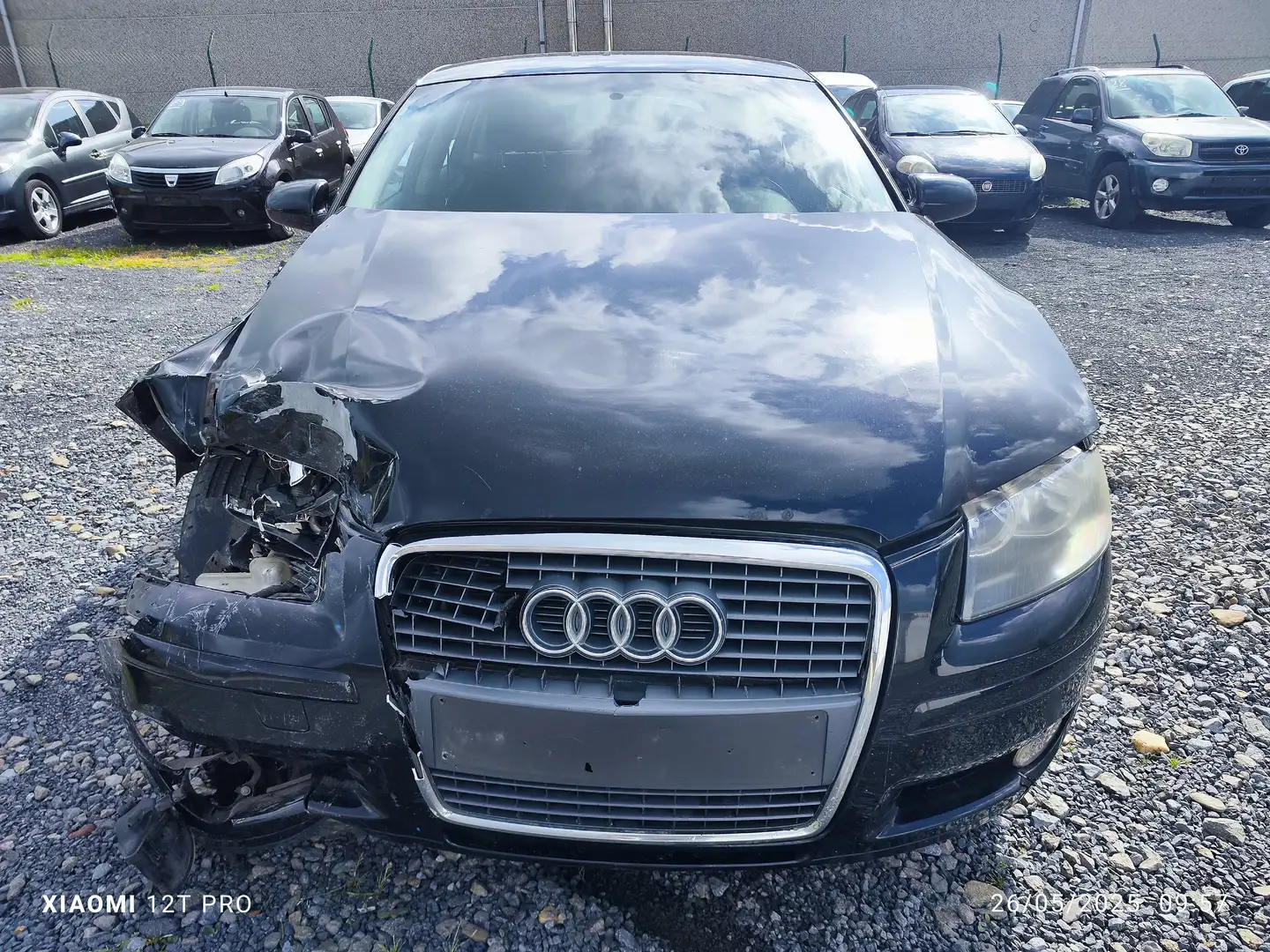 Audi A3 Sportback 2.0 TDi 16v Ambiente Zwart - 2