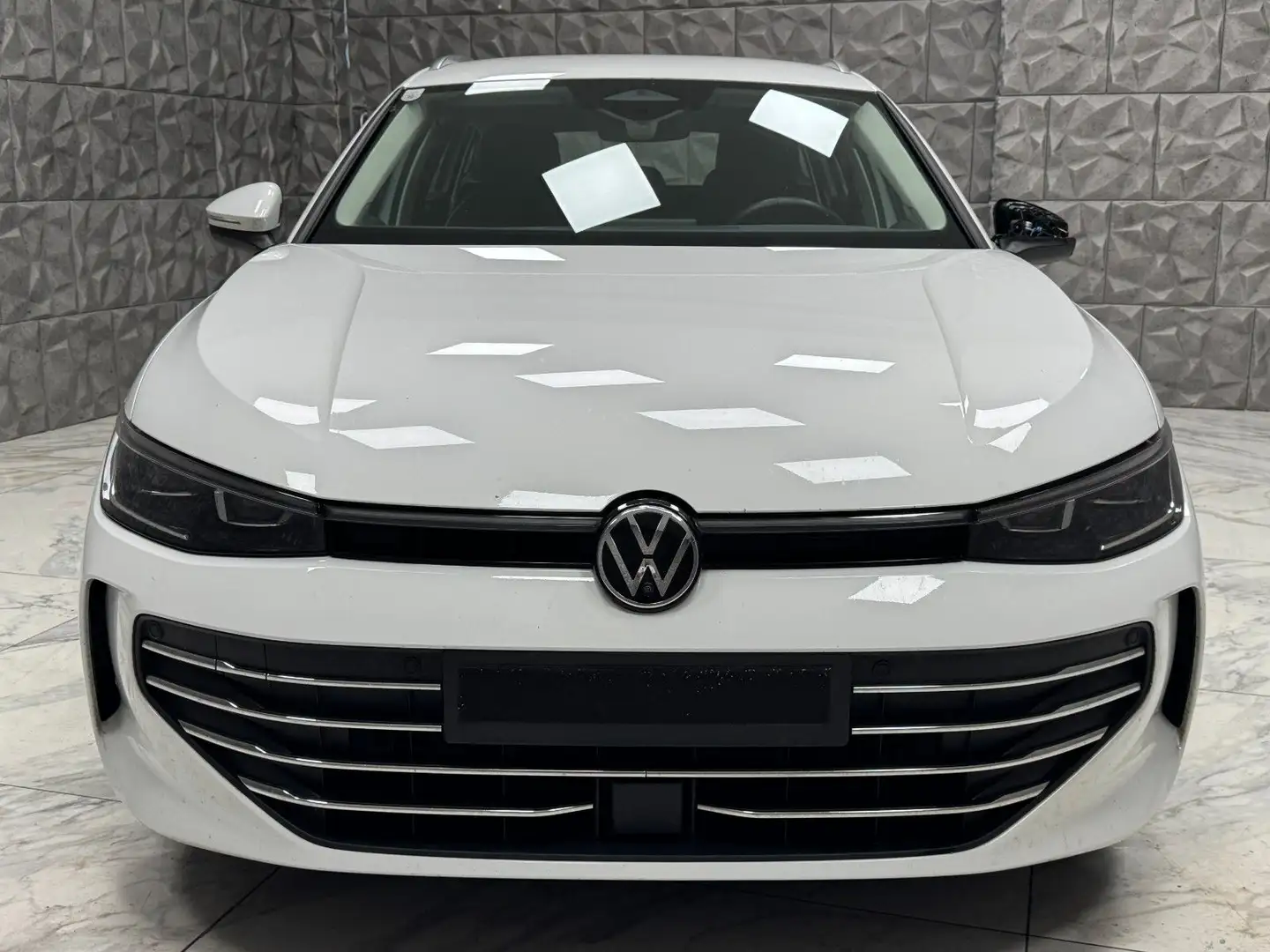 Volkswagen Passat Variant Business Weiß - 2