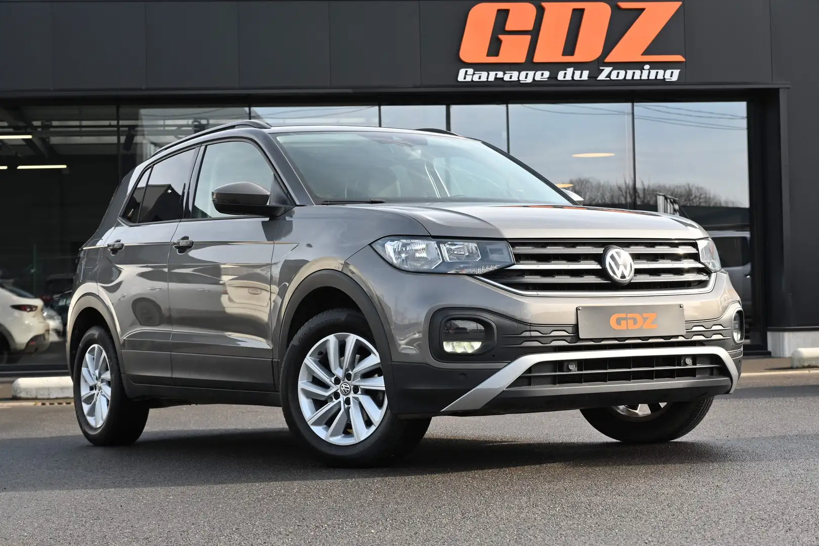 Volkswagen T-Cross 1.0 TSI Style 115 Gris - 1