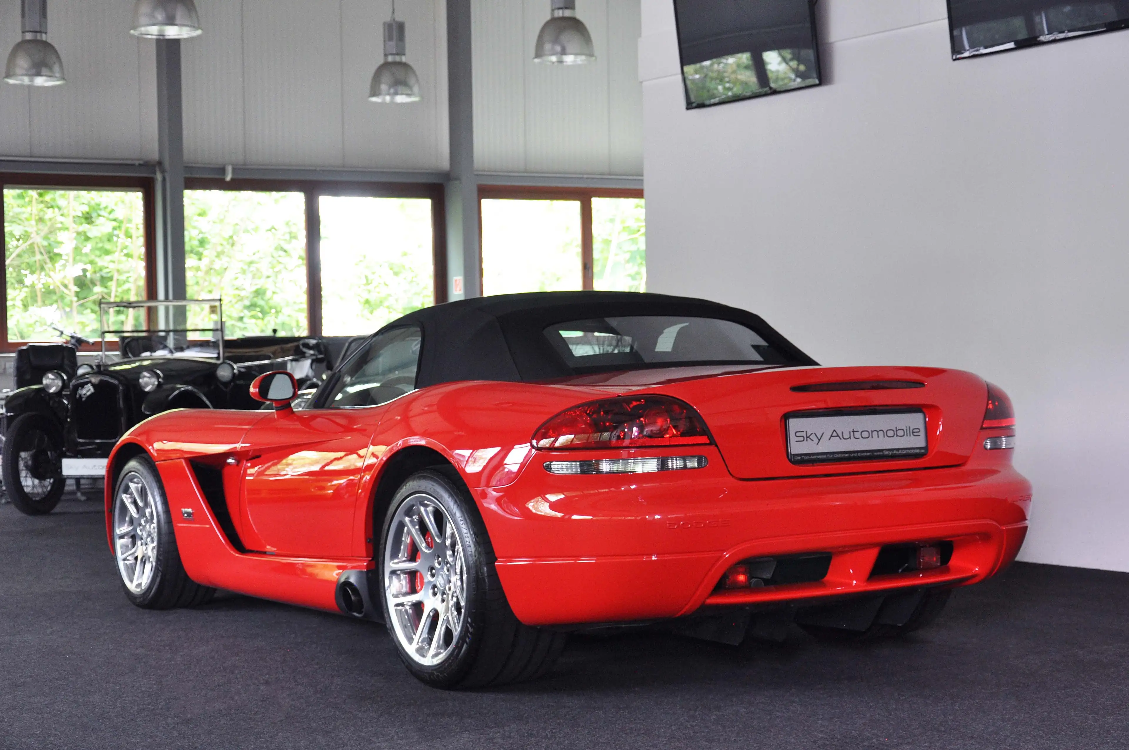 Dodge Viper SRT-10 ! Rund 600 PS ! Erst 024.803 km ! — photo 2