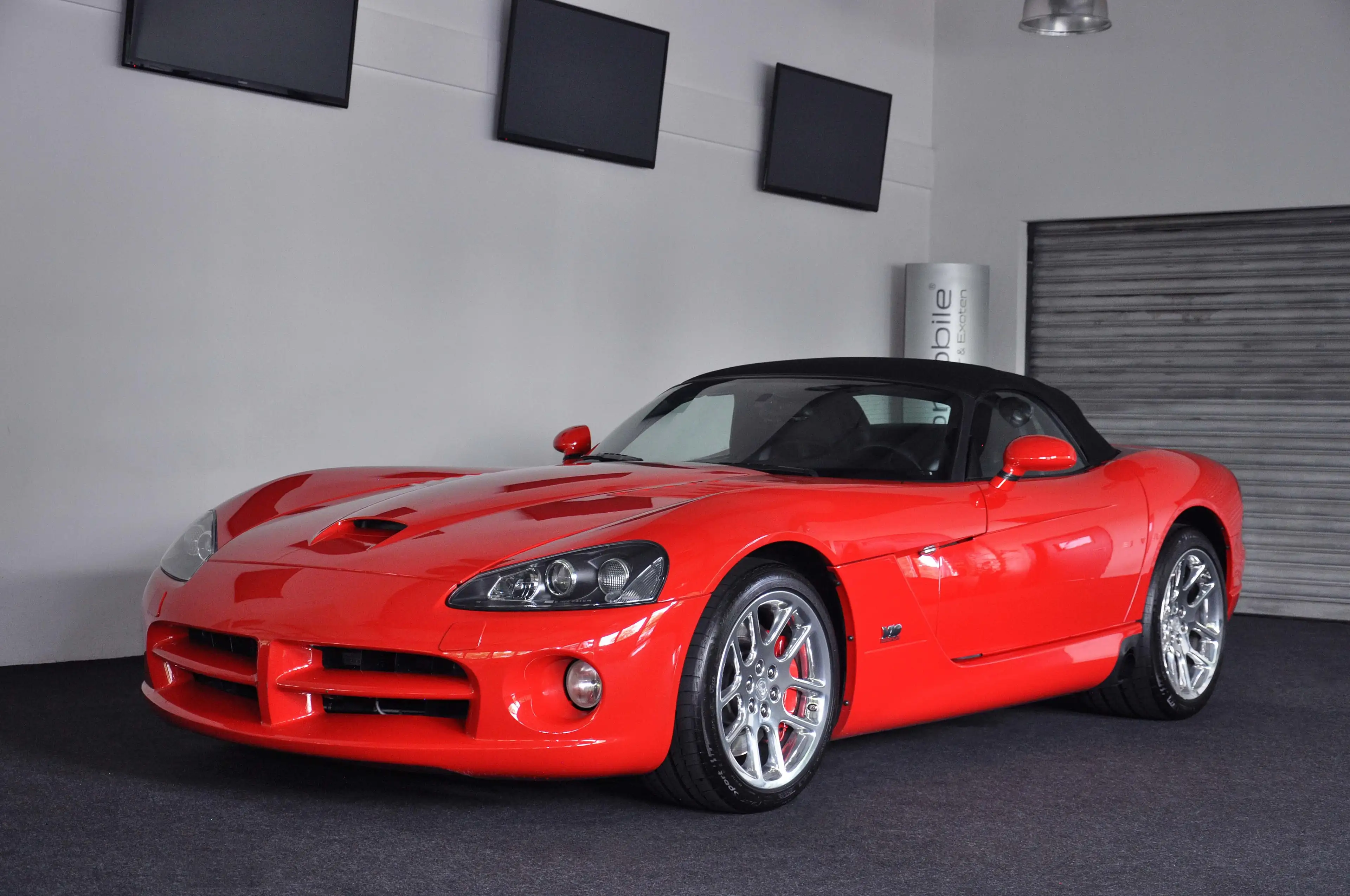 Dodge Viper SRT-10 ! Rund 600 PS ! Erst 024.803 km !