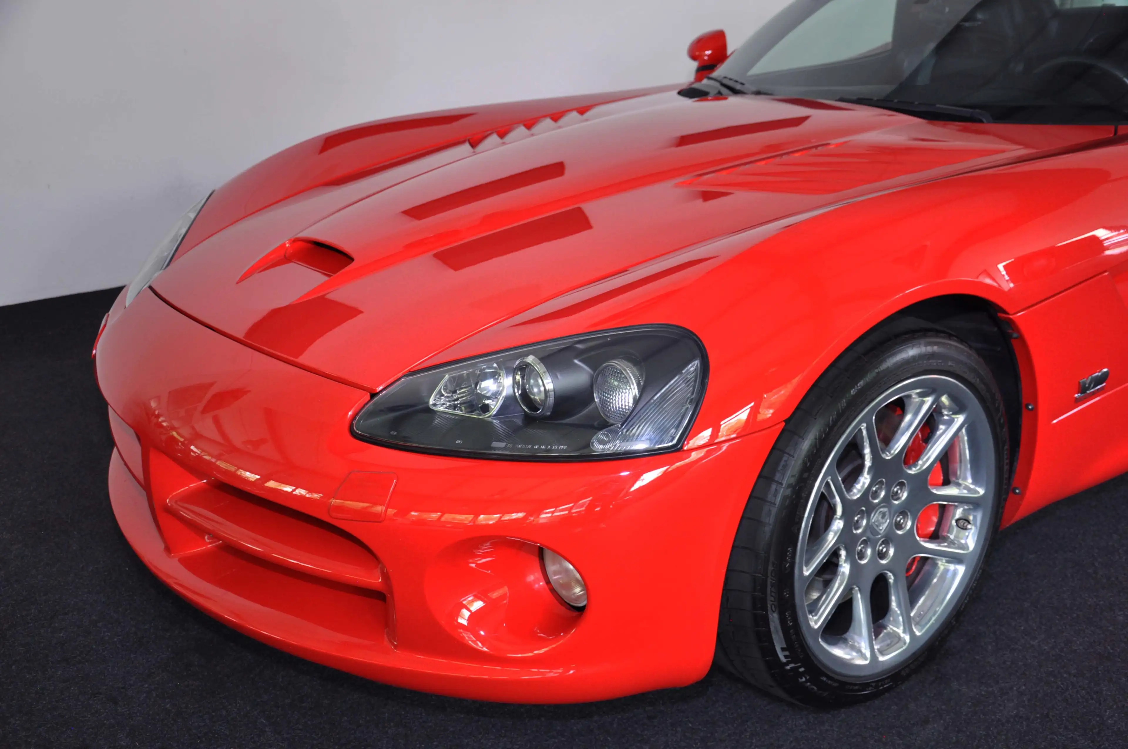 Dodge Viper SRT-10 ! Rund 600 PS ! Erst 024.803 km ! — photo 4