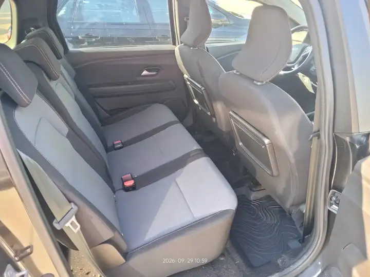 Dacia Jogger 2023, foto 11