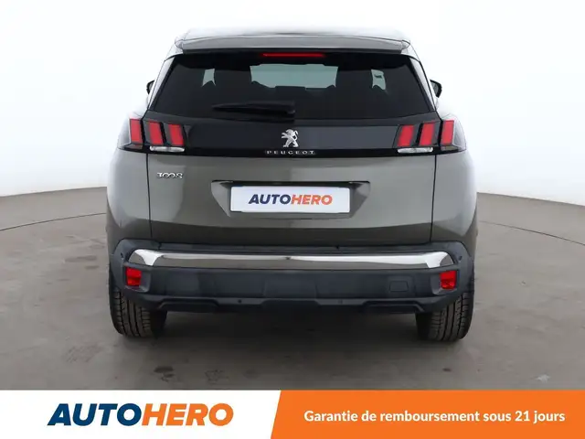 Peugeot 3008 view 5