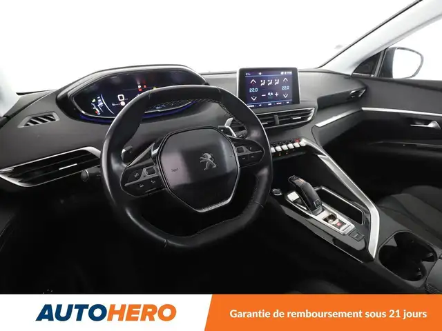 Peugeot 3008 view 11