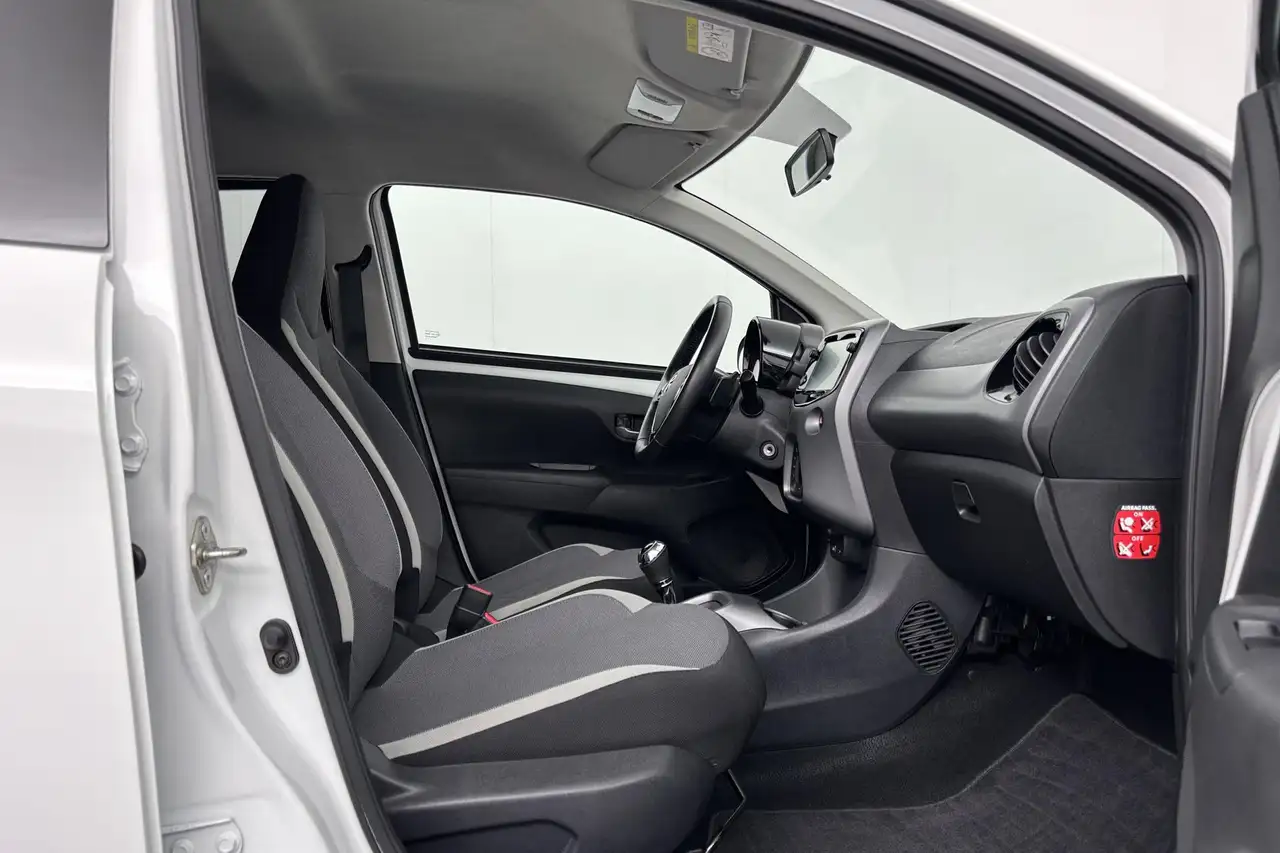Toyota Aygo 1.0 VVT-i x-joy Compacte stadsauto die overal past, миниатюра 23