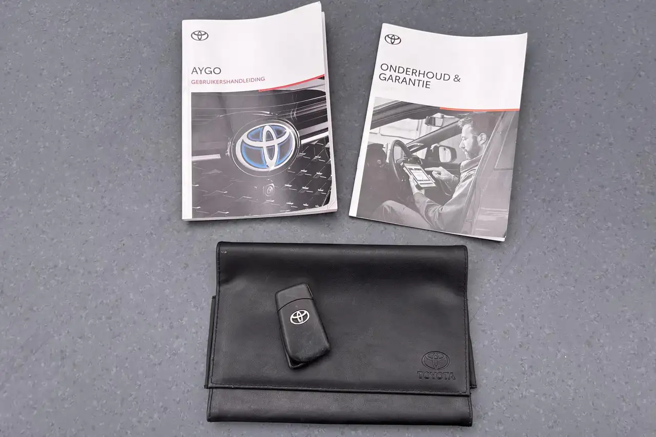 Toyota Aygo 1.0 VVT-i x-joy Compacte stadsauto die overal past, миниатюра 15
