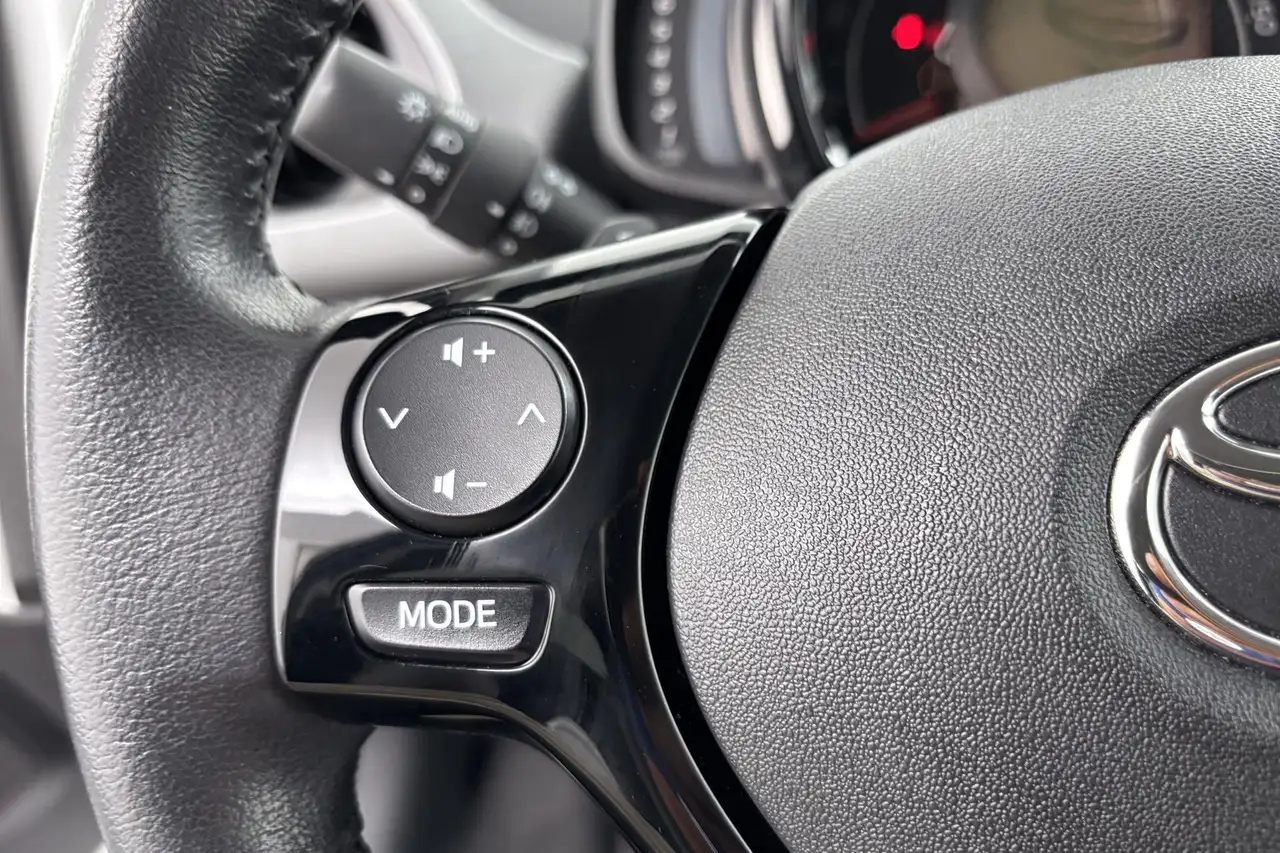 Toyota Aygo 1.0 VVT-i x-joy Compacte stadsauto die overal past, миниатюра 25