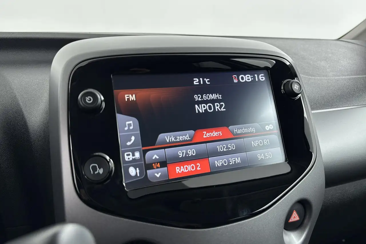 Toyota Aygo 1.0 VVT-i x-joy Compacte stadsauto die overal past, миниатюра 7