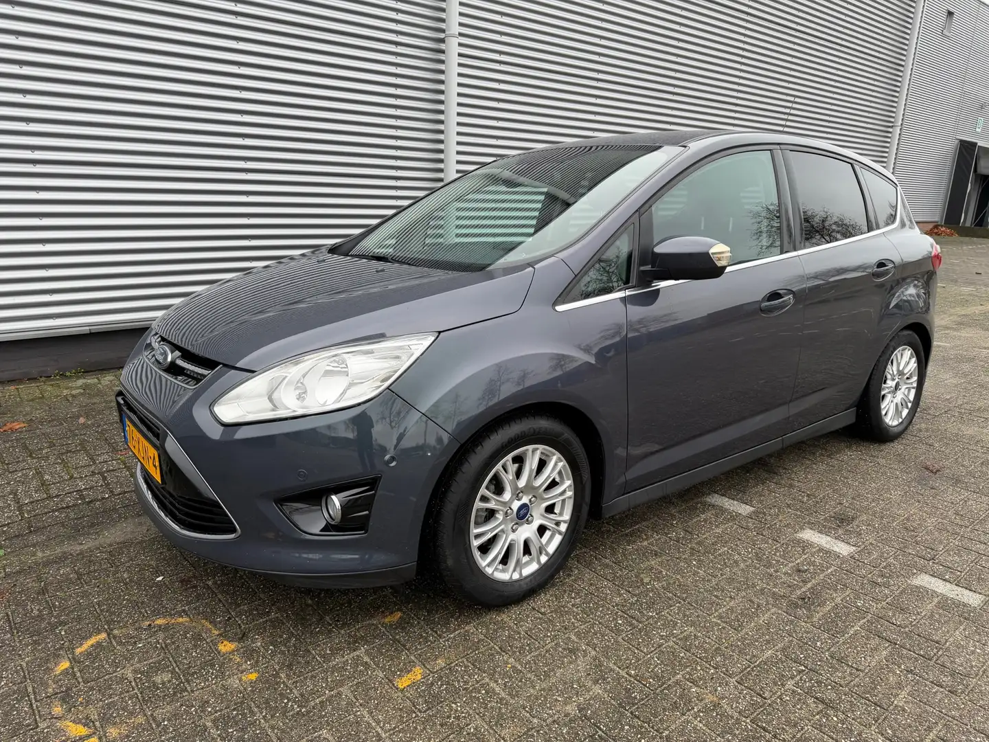 Ford C-Max 1.6 Titanium,trekhaak,stoelverwarming,parkeersenso Grau - 2
