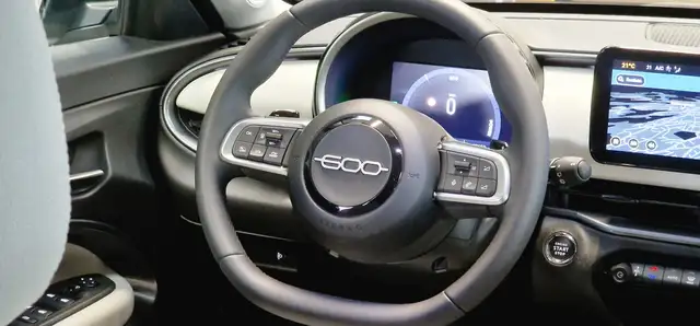 Fiat 600 view 13
