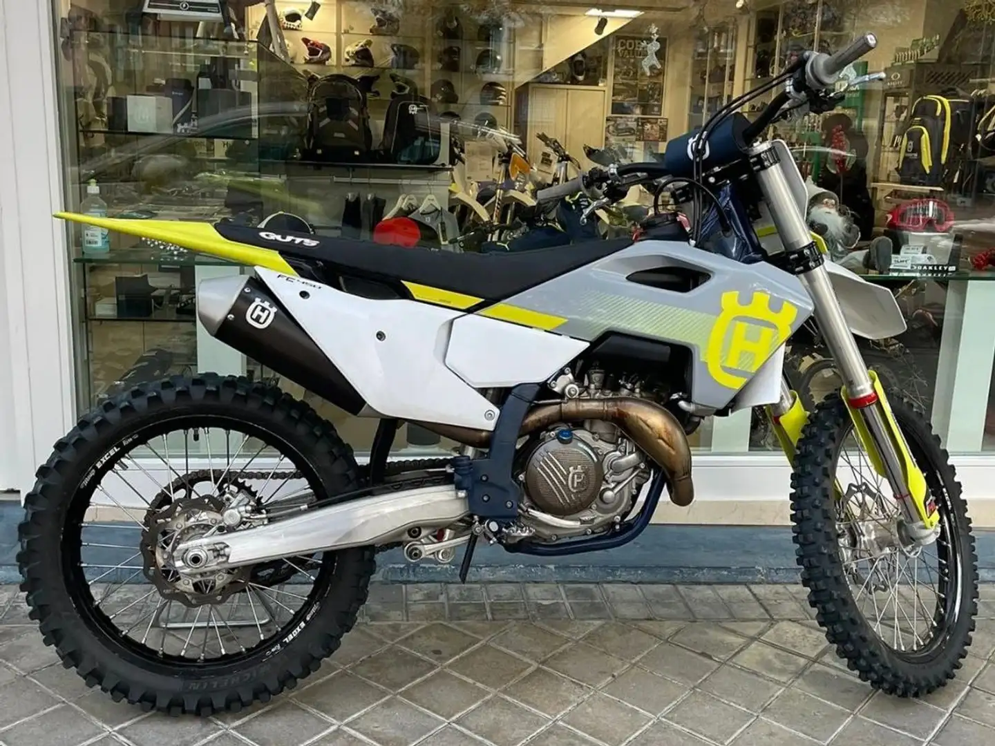 Husqvarna FC 450 2024 Blanco - 2