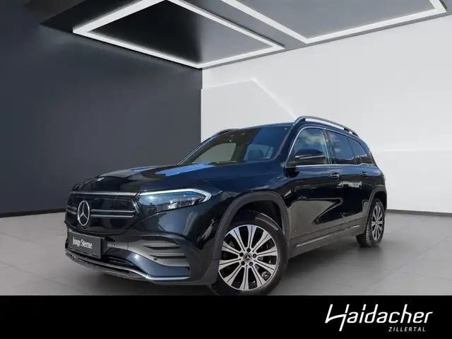 Mercedes-Benz EQB 300 4MATIC Distr KeyGo PTS Shz LED Ambi eHeck