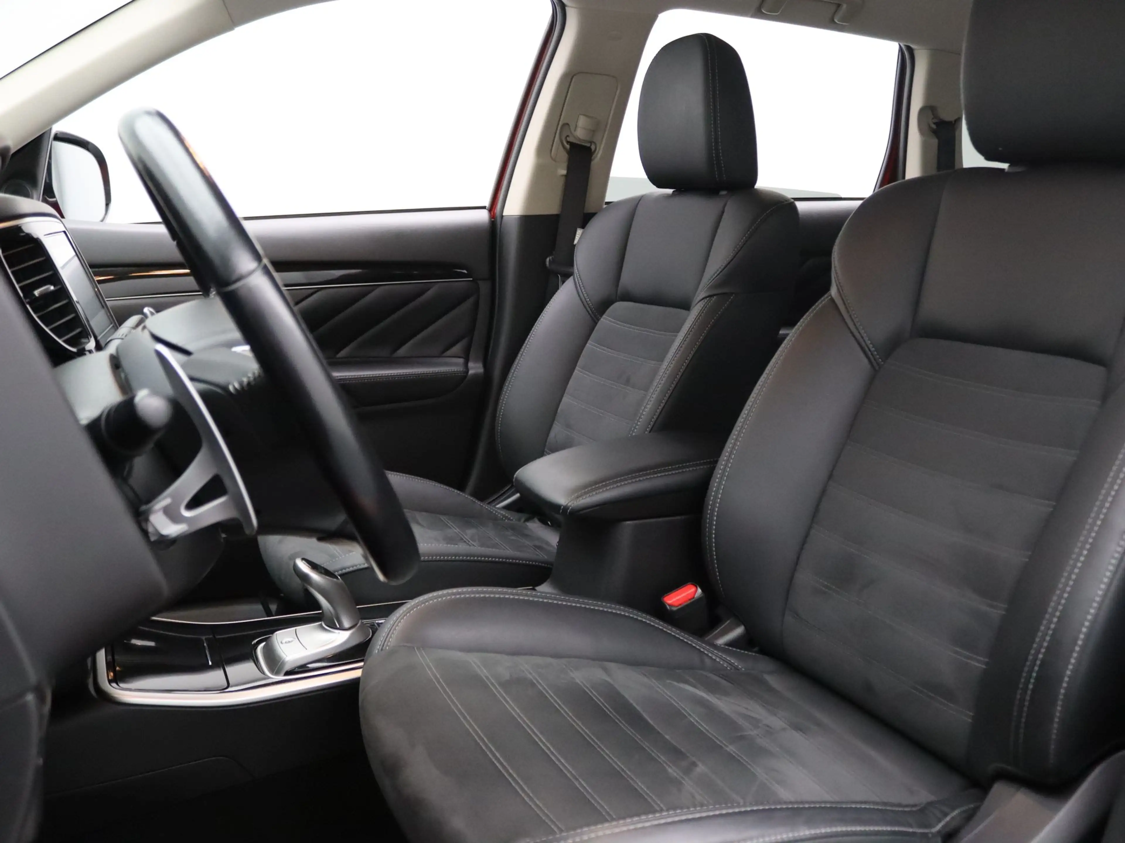 Mitsubishi Outlander 224pk PHEV Intense+ Apple Carplay/Android Auto | T — photo 5