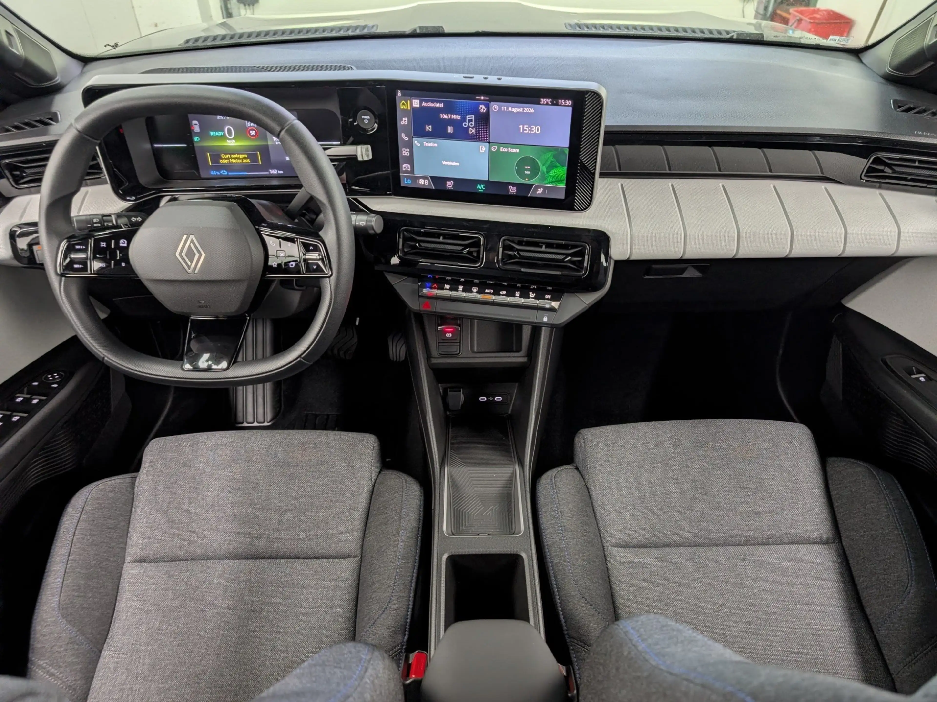 Renault R 4 E-Tech Evolution 150 Comfort Range — photo 14