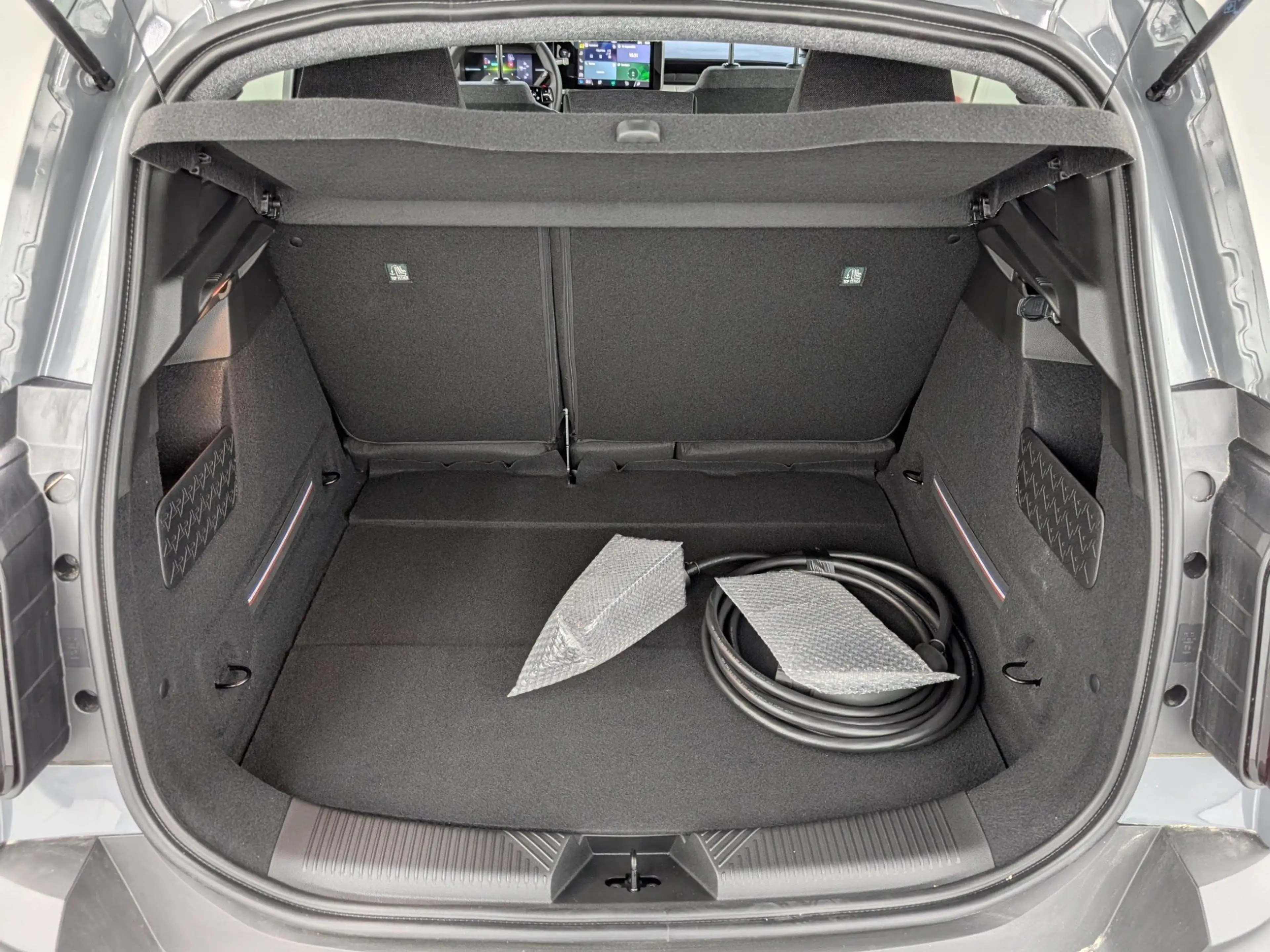 Renault R 4 E-Tech Evolution 150 Comfort Range — photo 10