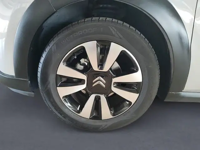 Citroen C3 view 9