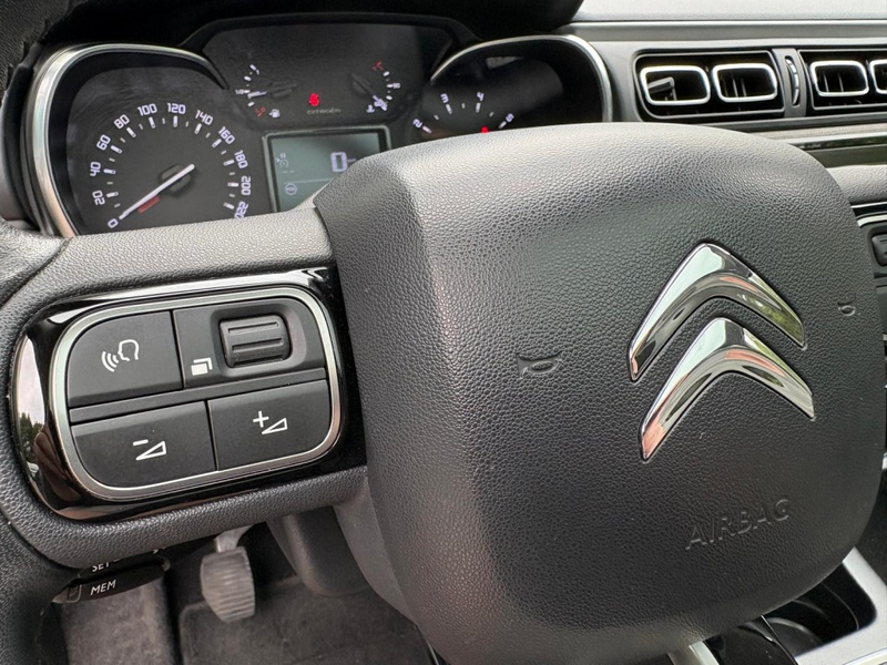 Citroen C3 1.2 SHINE Navi CarPlay, Camera, Panorama, Cruise, — photo 9
