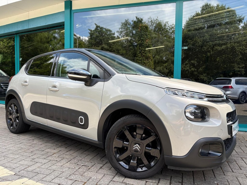 Citroen C3 1.2 SHINE Navi CarPlay, Camera, Panorama, Cruise, — photo 4
