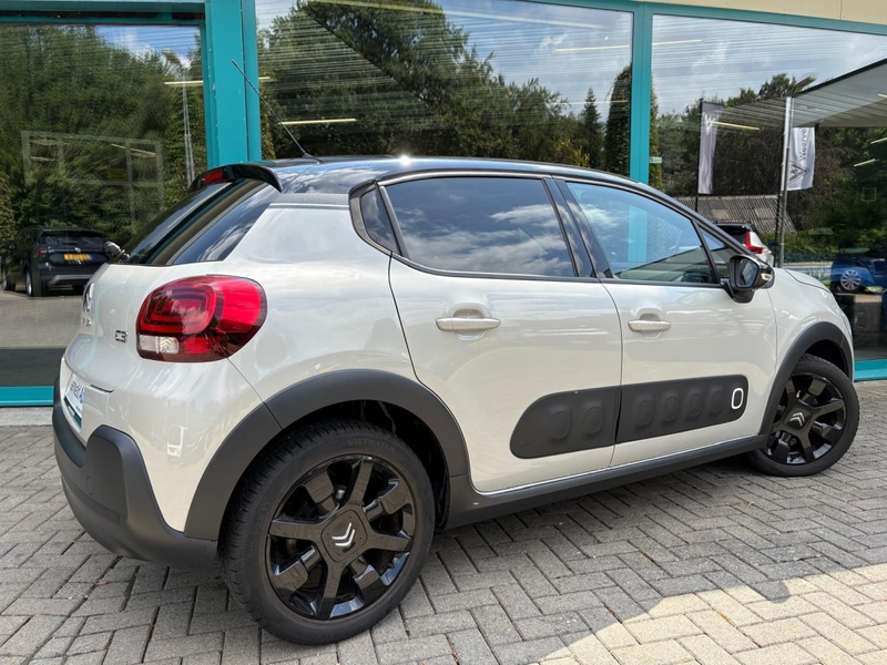 Citroen C3 1.2 SHINE Navi CarPlay, Camera, Panorama, Cruise, — photo 3