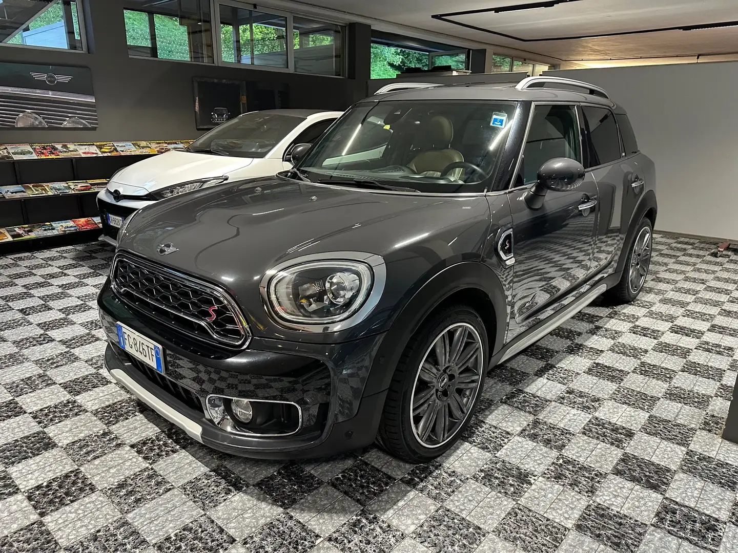 MINI Cooper SD Countryman 2.0 Cooper SD Automatica - PREMIERE EDITION Gris - 1