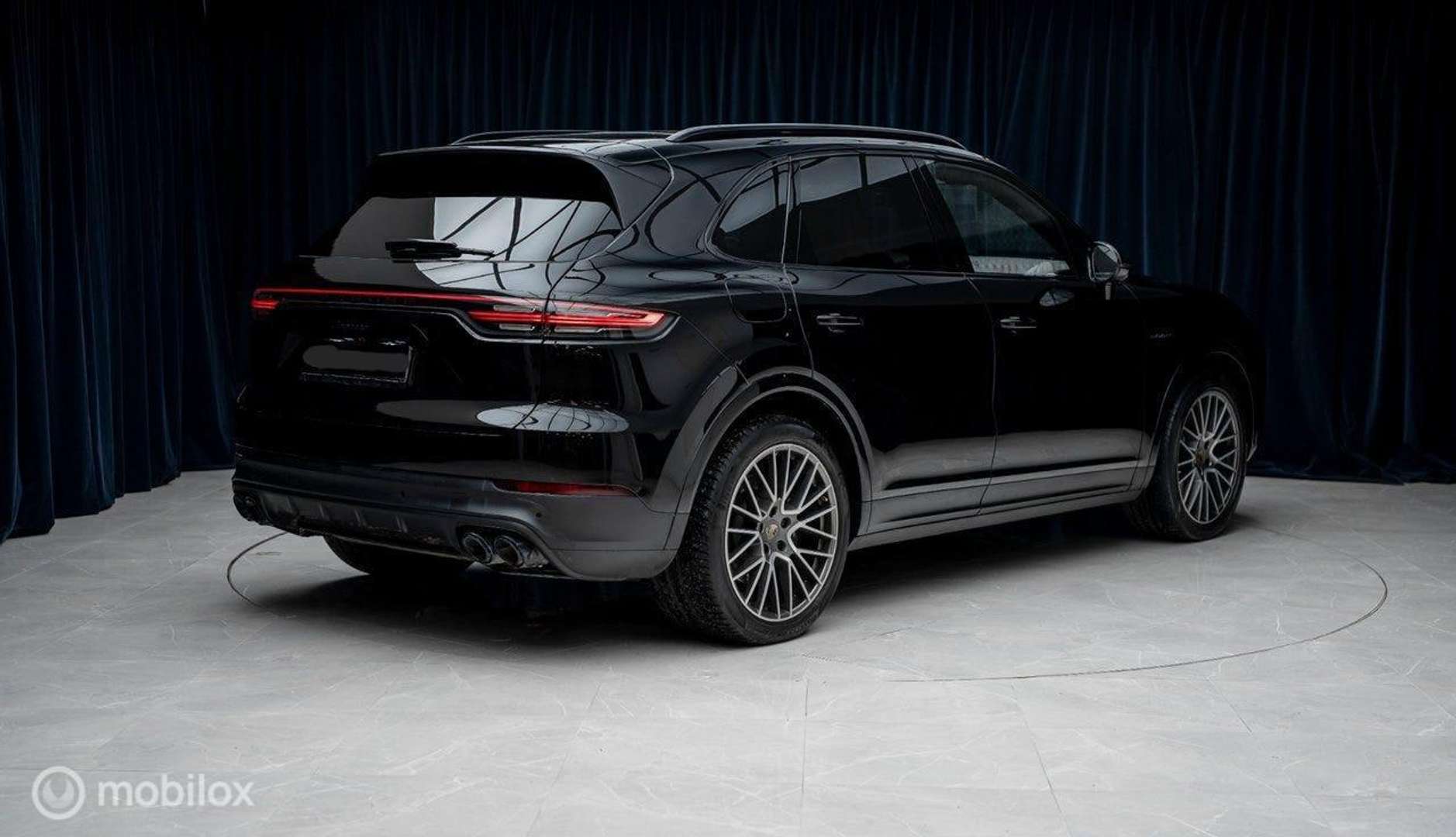 Porsche Cayenne III Turbo Platinum Edition -  - Joinsteer - #4