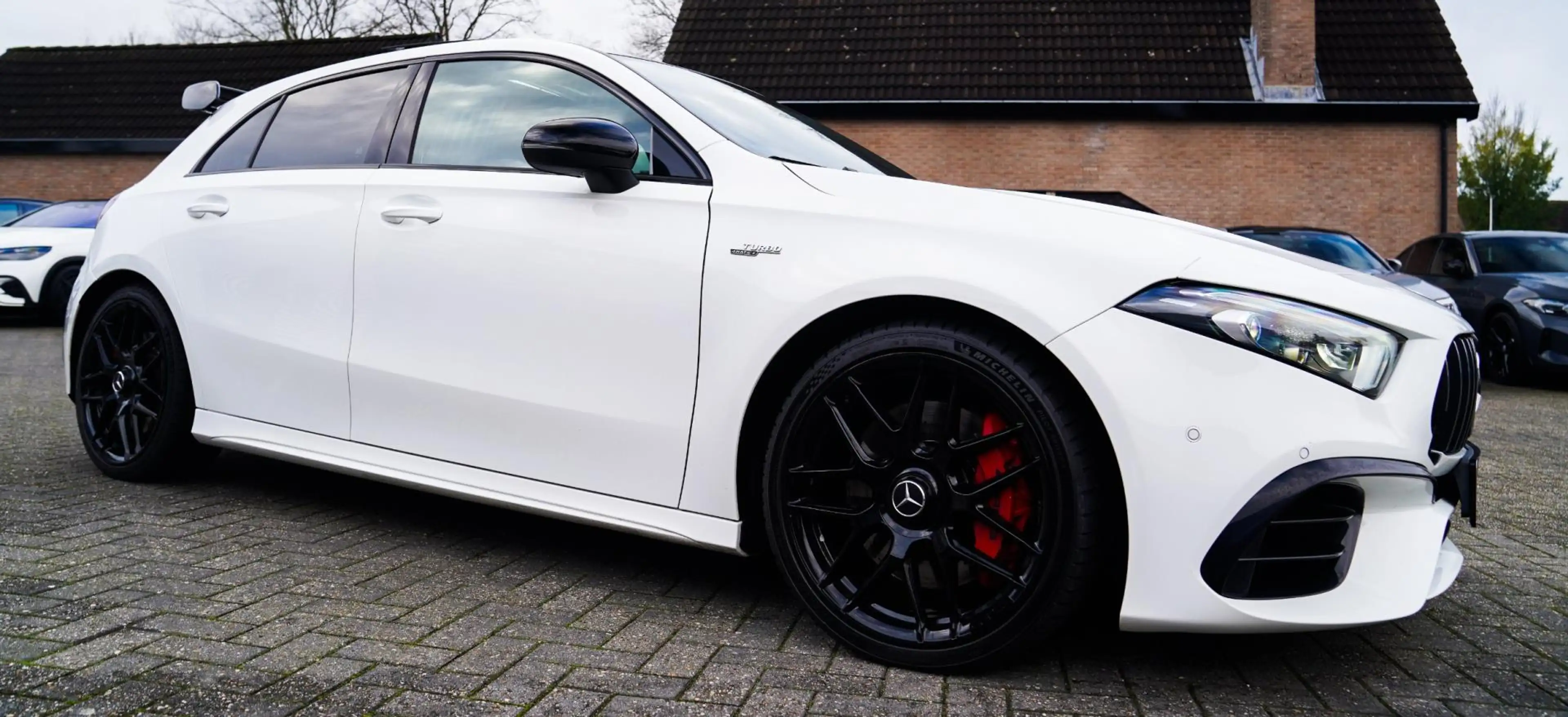 Mercedes-Benz A 45 AMG 4MATIC+ Premium Plus | Panorama | Sterrenhemel | S — photo 13