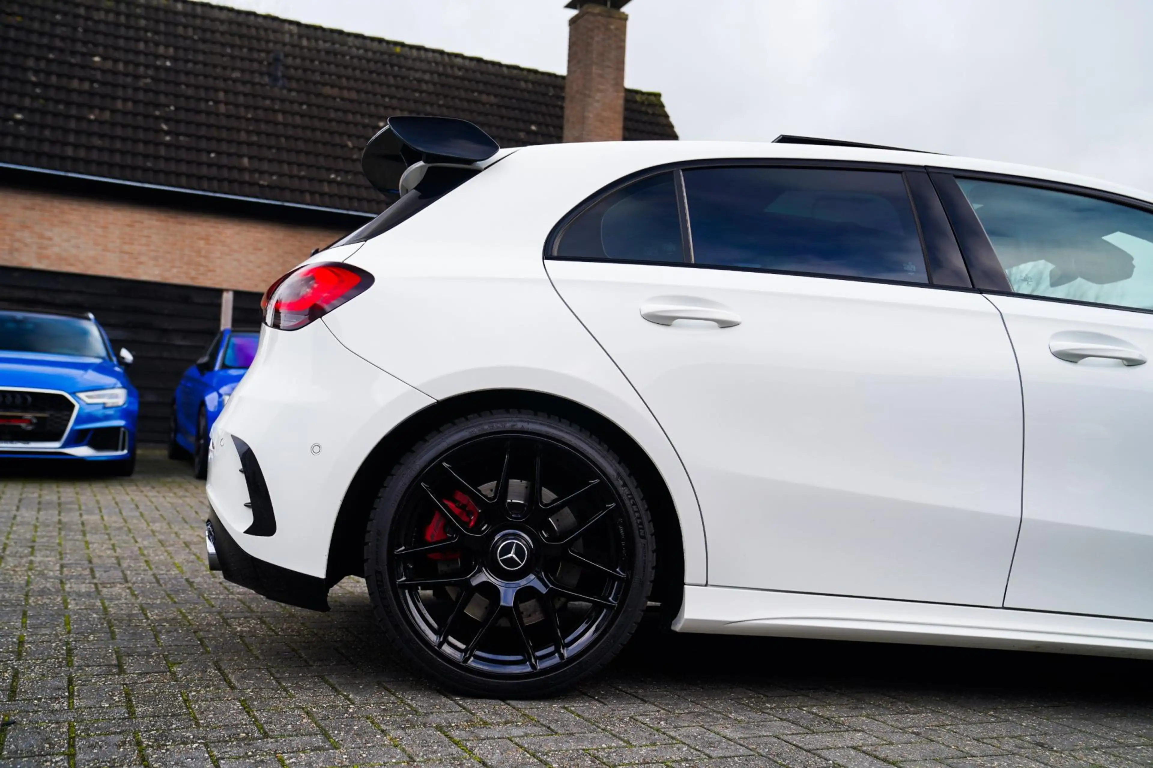 Mercedes-Benz A 45 AMG 4MATIC+ Premium Plus | Panorama | Sterrenhemel | S — photo 15